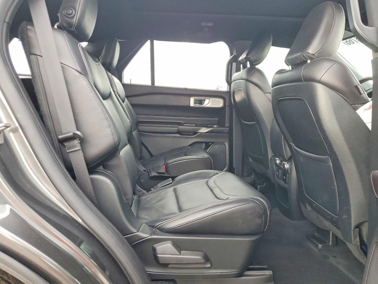 2020 Ford Explorer St Gray vin: 1FM5K8GC8LGA24021
