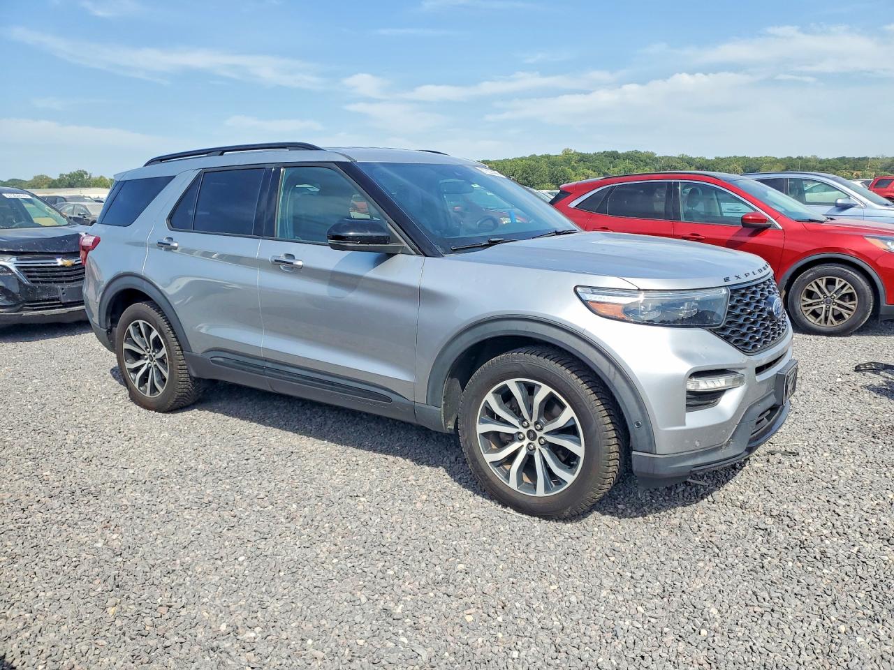 2020 Ford Explorer St Silver vin: 1FM5K8GC9LGA04098