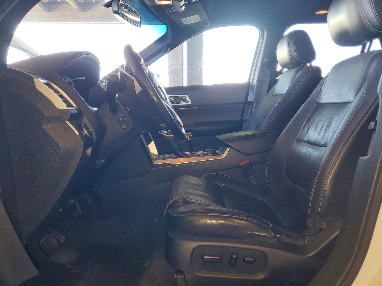 2015 Ford Explorer Sport White vin: 1FM5K8GT0FGA34739