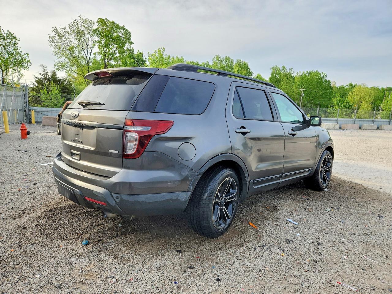2015 Ford Explorer Sport Charcoal vin: 1FM5K8GT0FGA99963