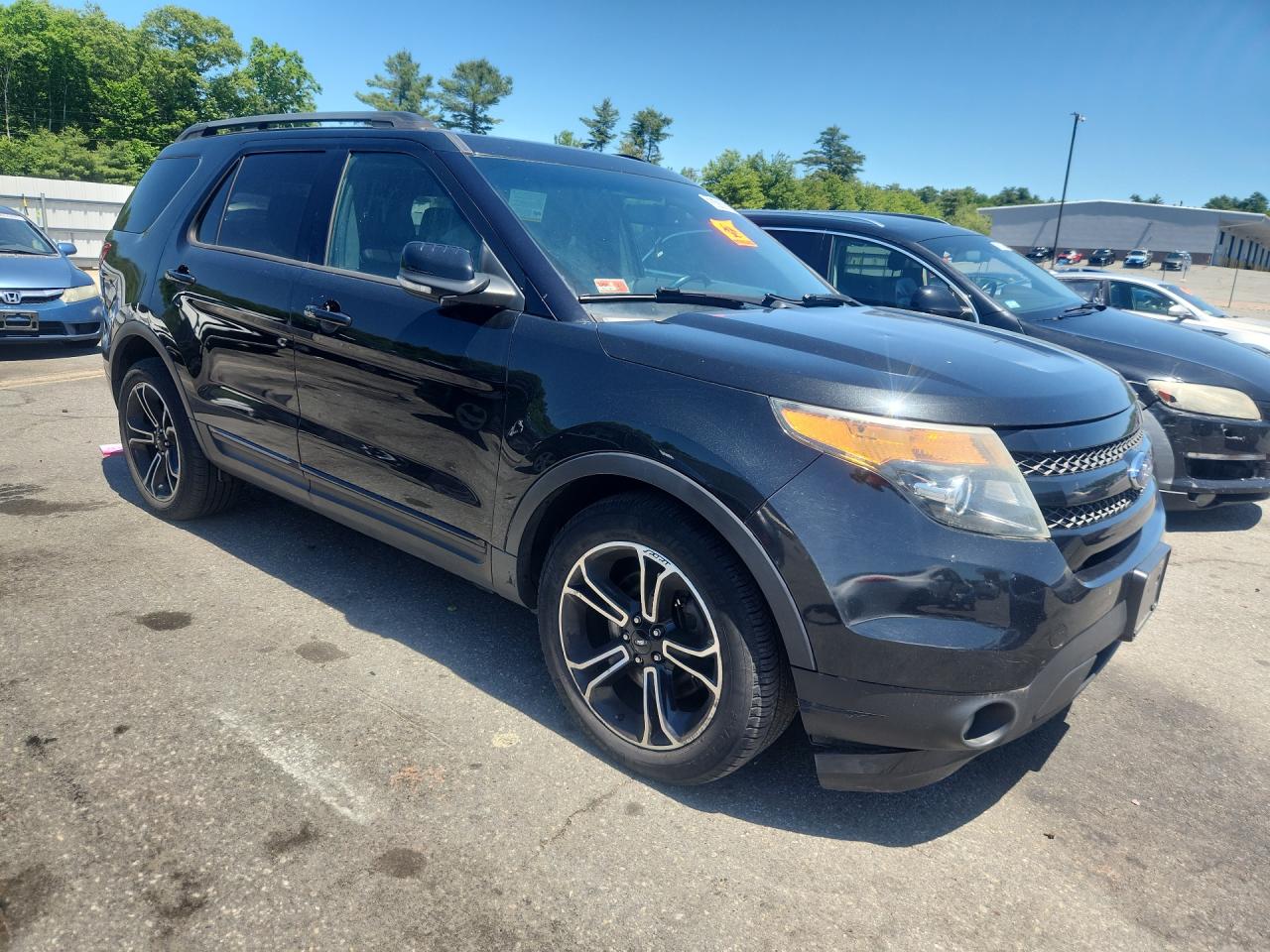 2015 Ford Explorer Sport Black vin: 1FM5K8GT0FGC10933 Damage: Front Valance, Broken, Replacement Required