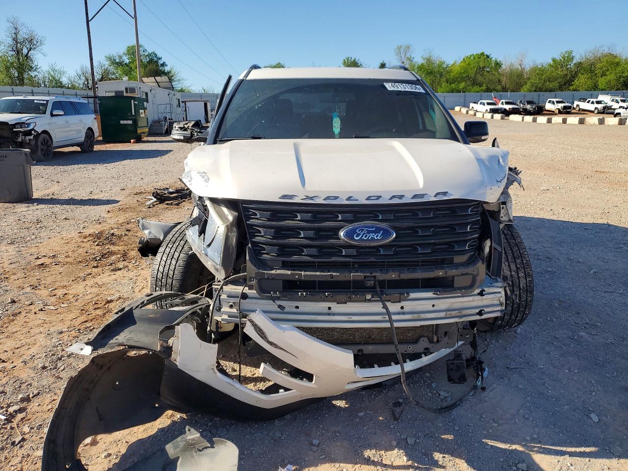 2016 Ford Explorer White vin: 1FM5K8GT0GGA43619