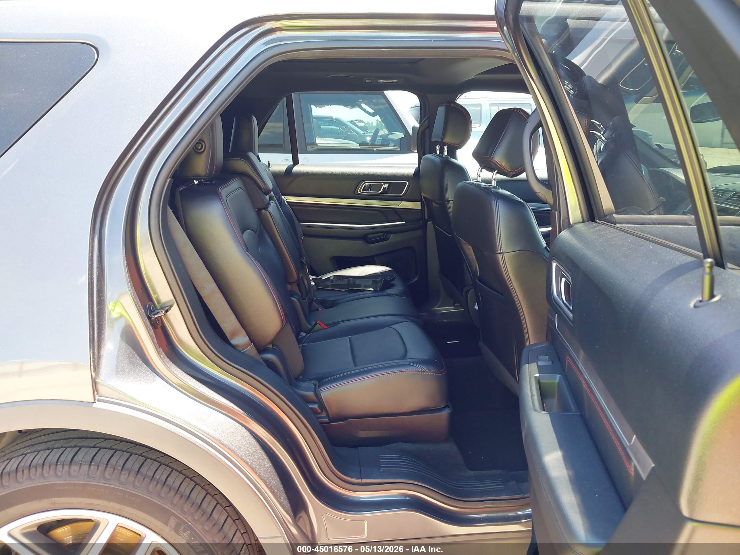 2016 Ford Explorer Sport Gray vin: 1FM5K8GT0GGA51350
