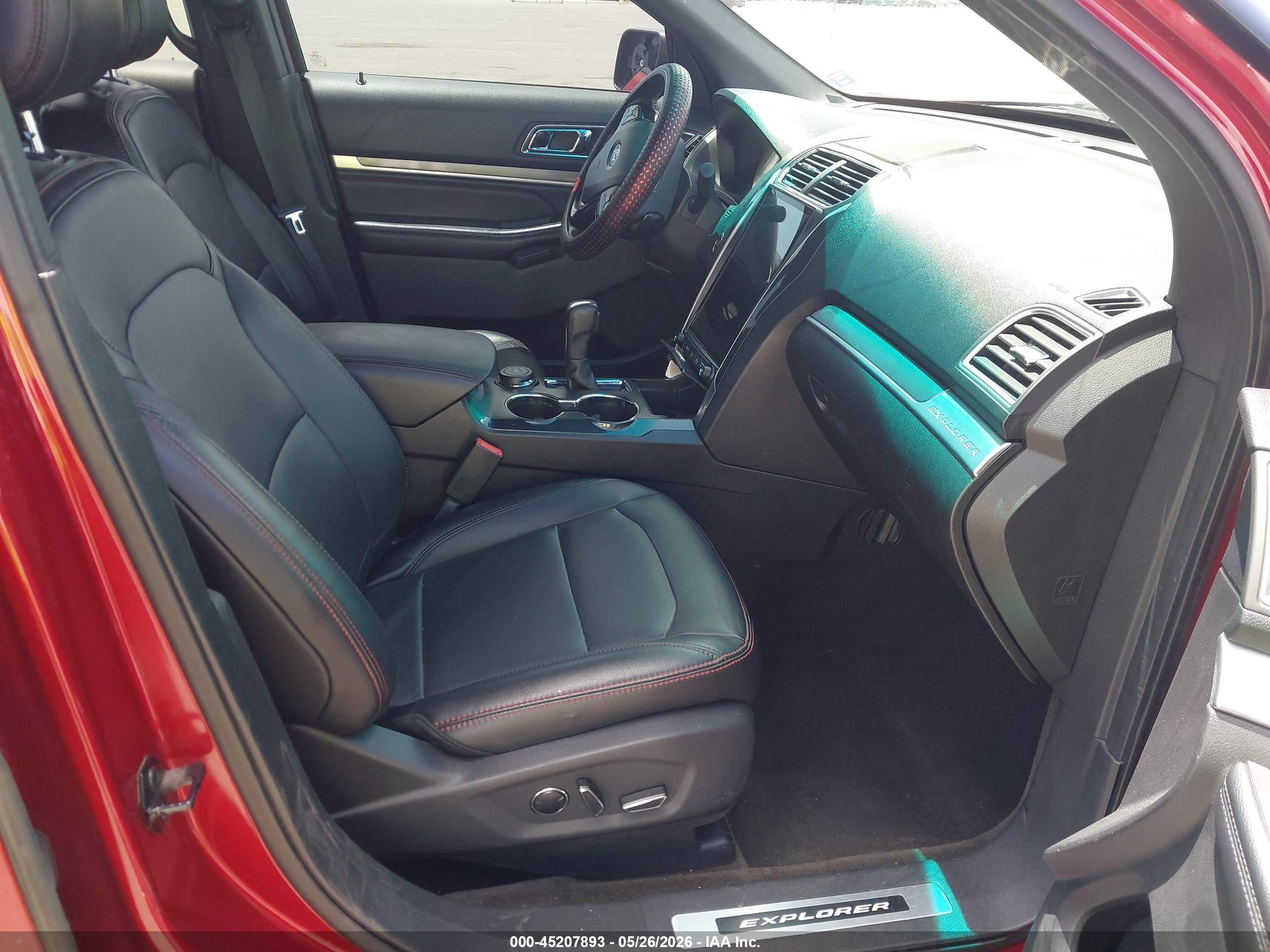 2016 Ford Explorer Sport Красный vin: 1FM5K8GT0GGC27233