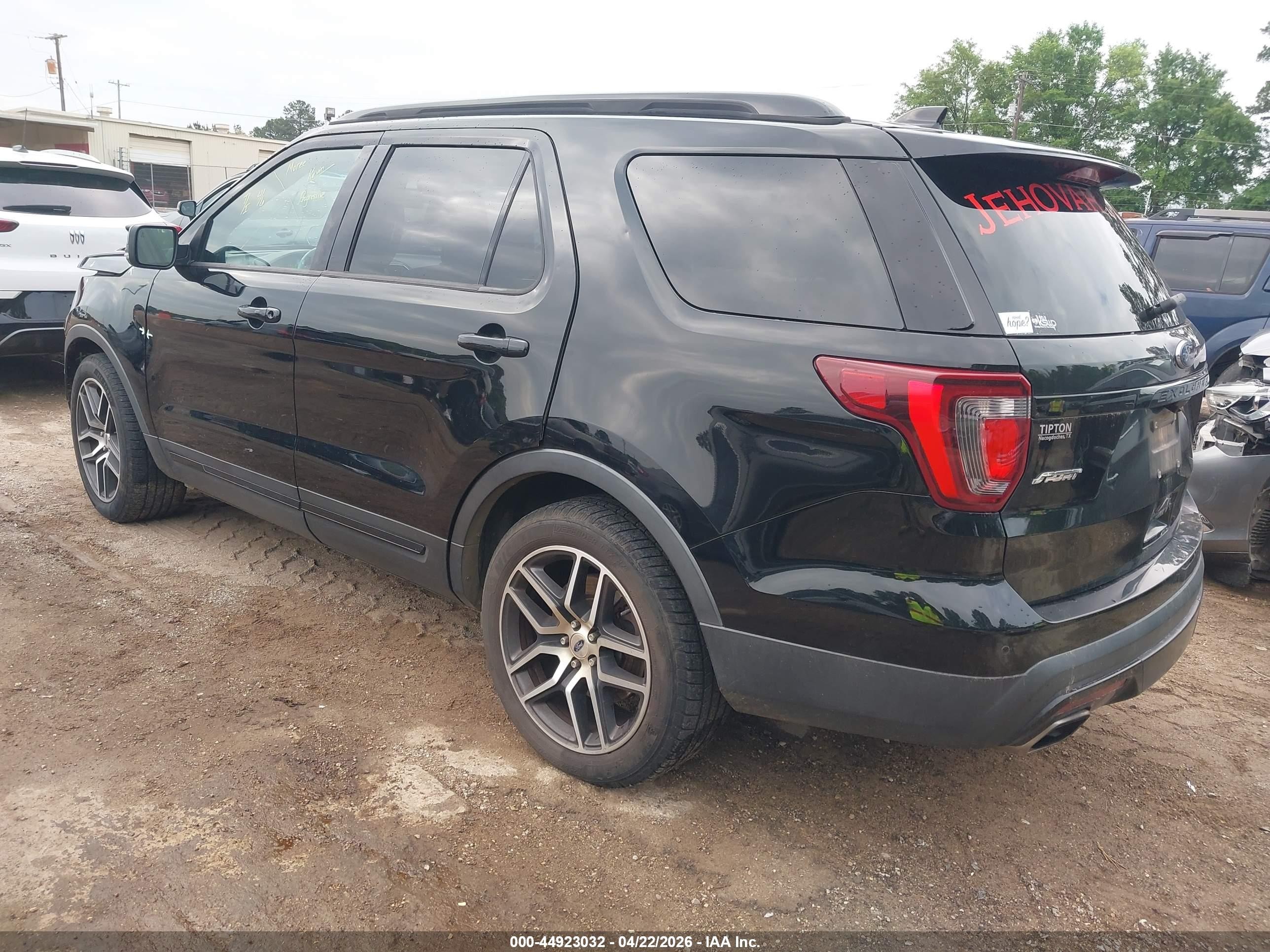 2016 Ford Explorer Sport Black vin: 1FM5K8GT0GGC65755