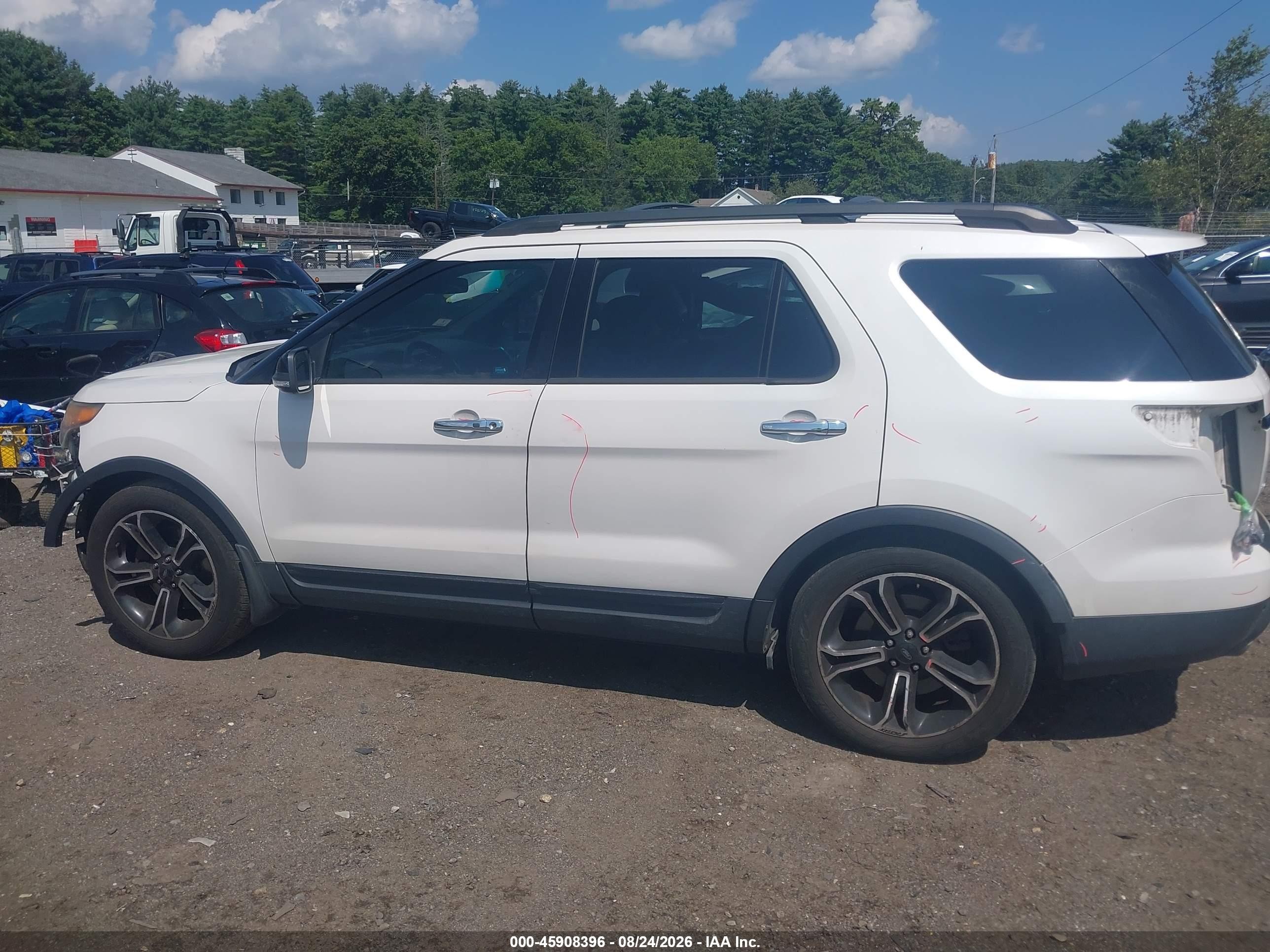 2013 Ford Explorer Sport White vin: 1FM5K8GT1DGB74649