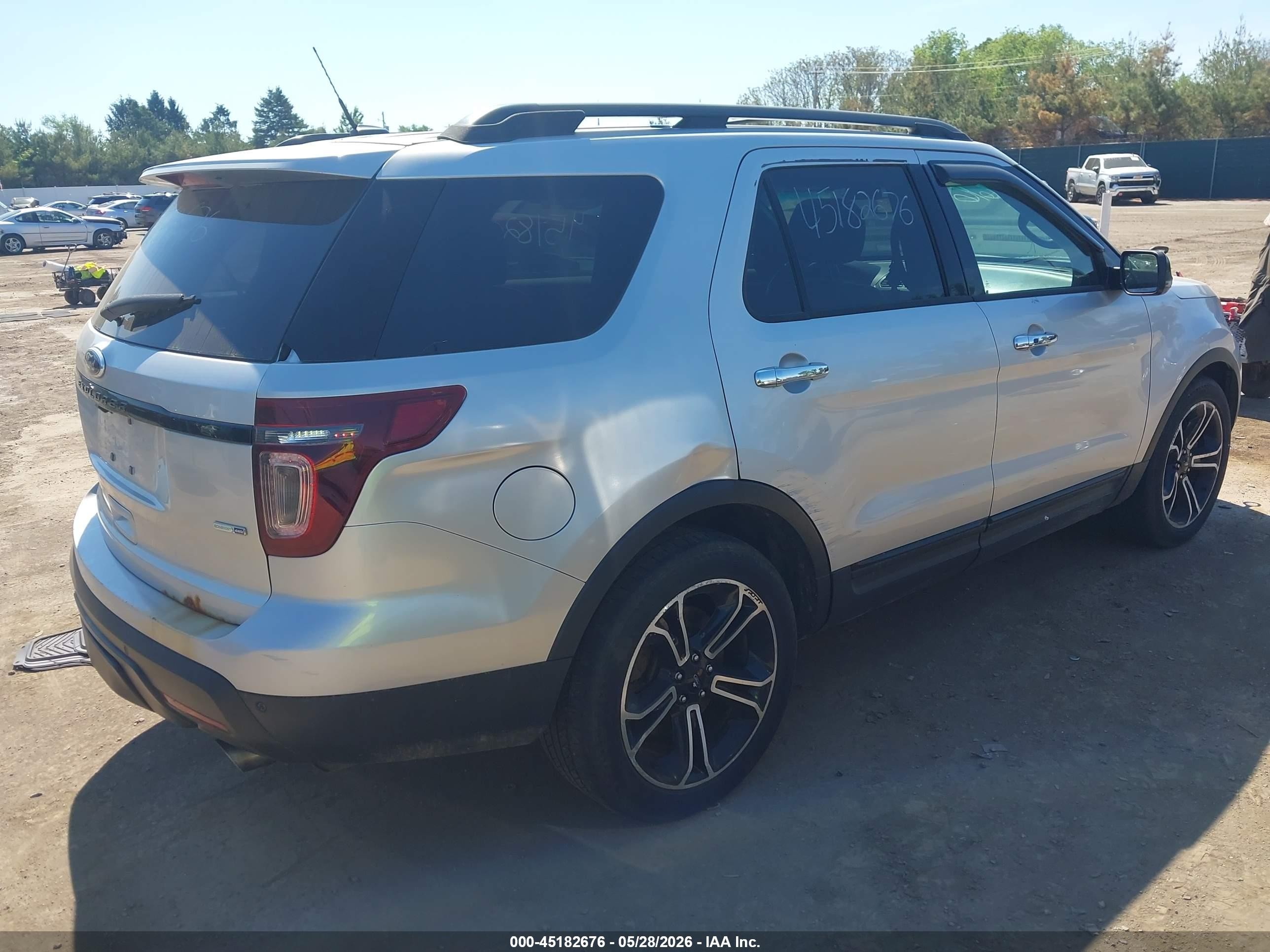 2013 Ford Explorer Sport Silver vin: 1FM5K8GT1DGC43694