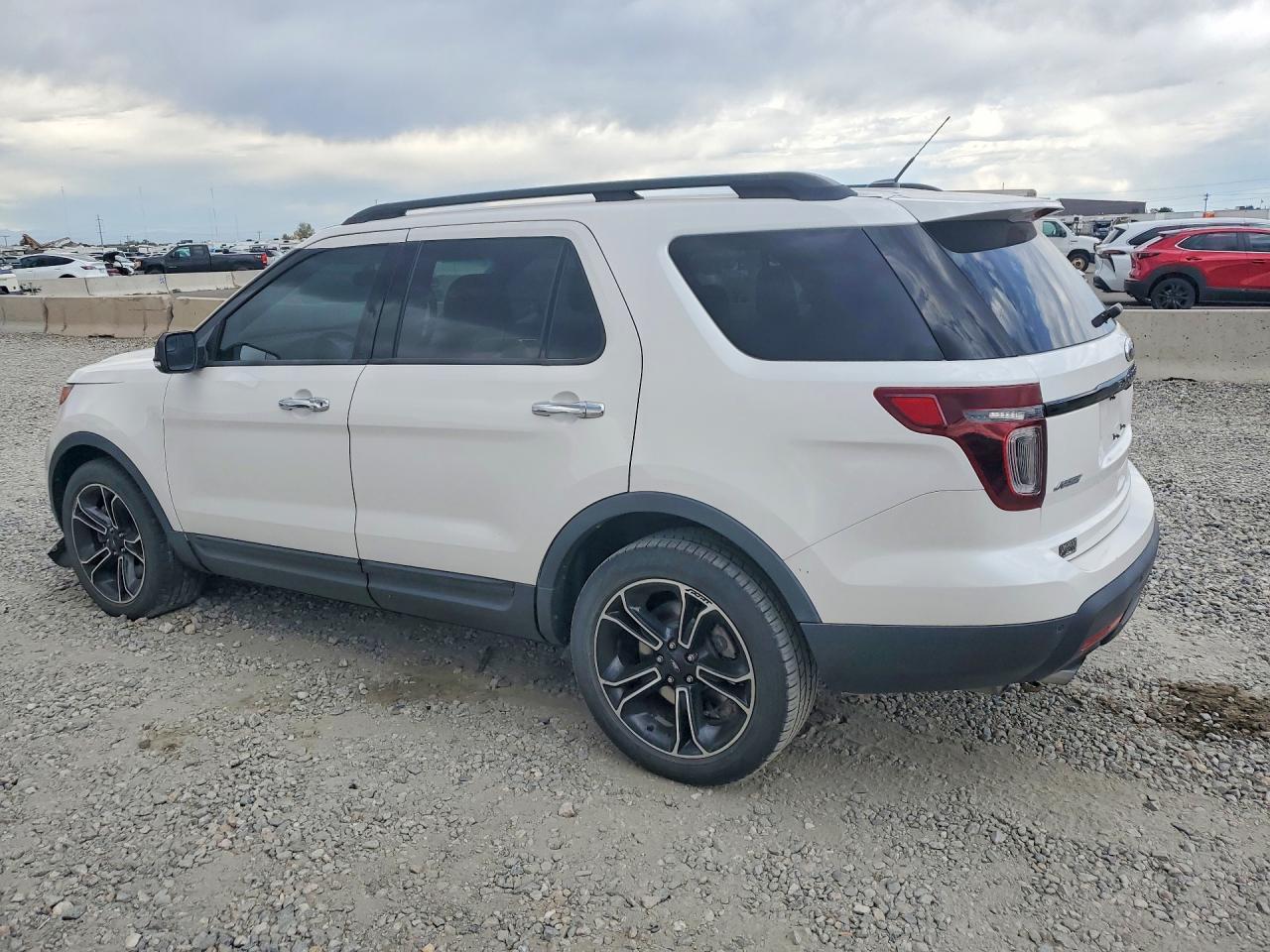 2014 Ford Explorer Sport White vin: 1FM5K8GT1EGA22758