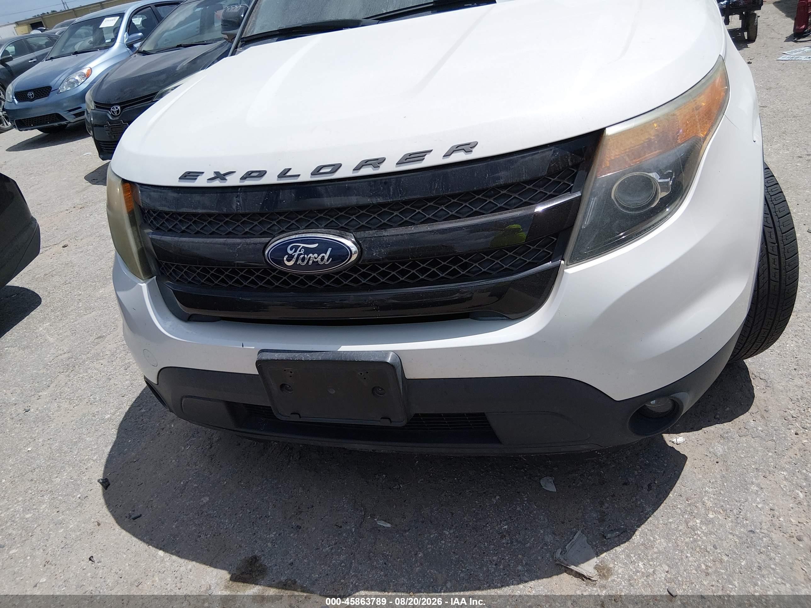 2014 Ford Explorer Sport White vin: 1FM5K8GT1EGA96682