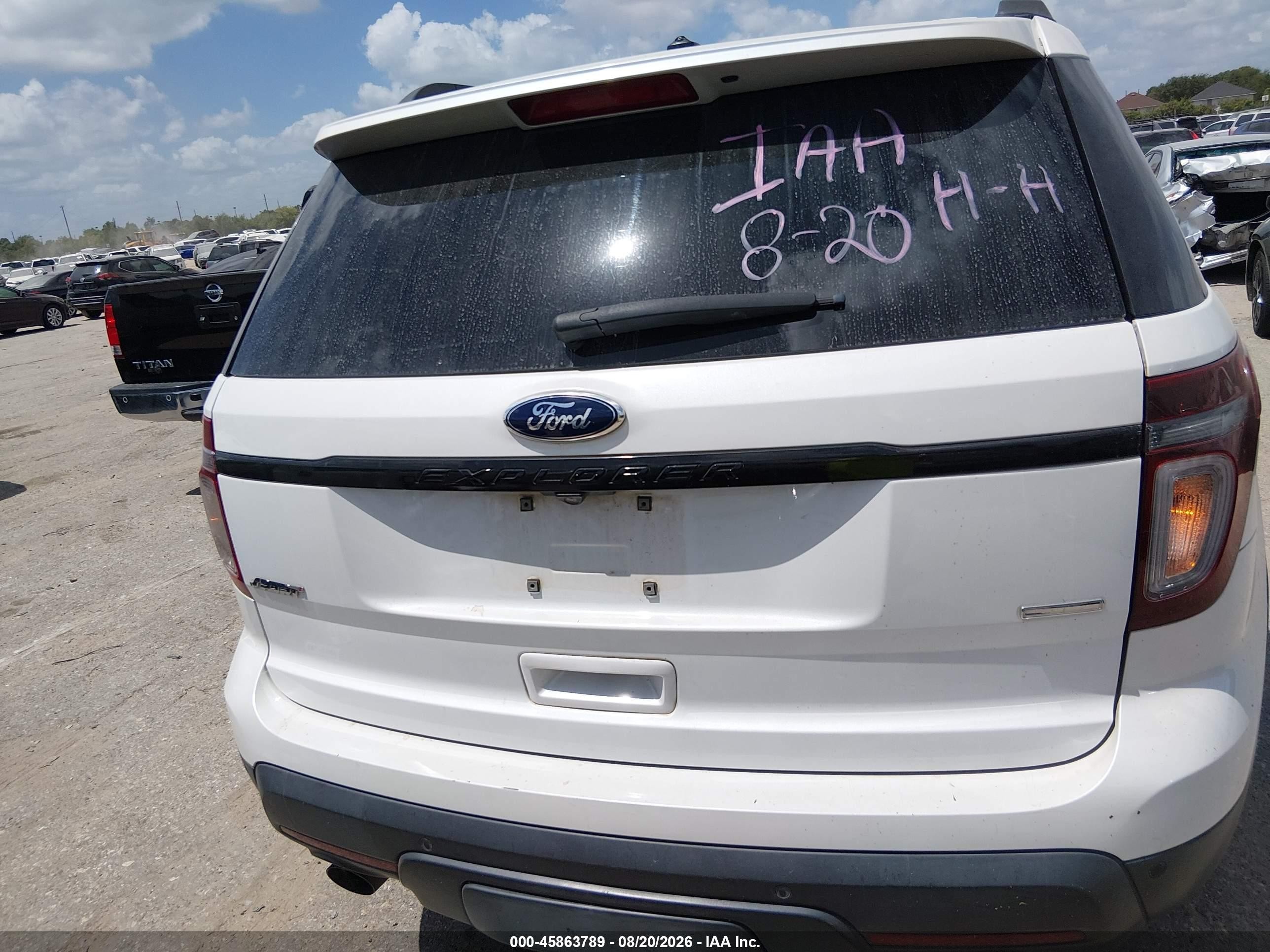 2014 Ford Explorer Sport White vin: 1FM5K8GT1EGA96682