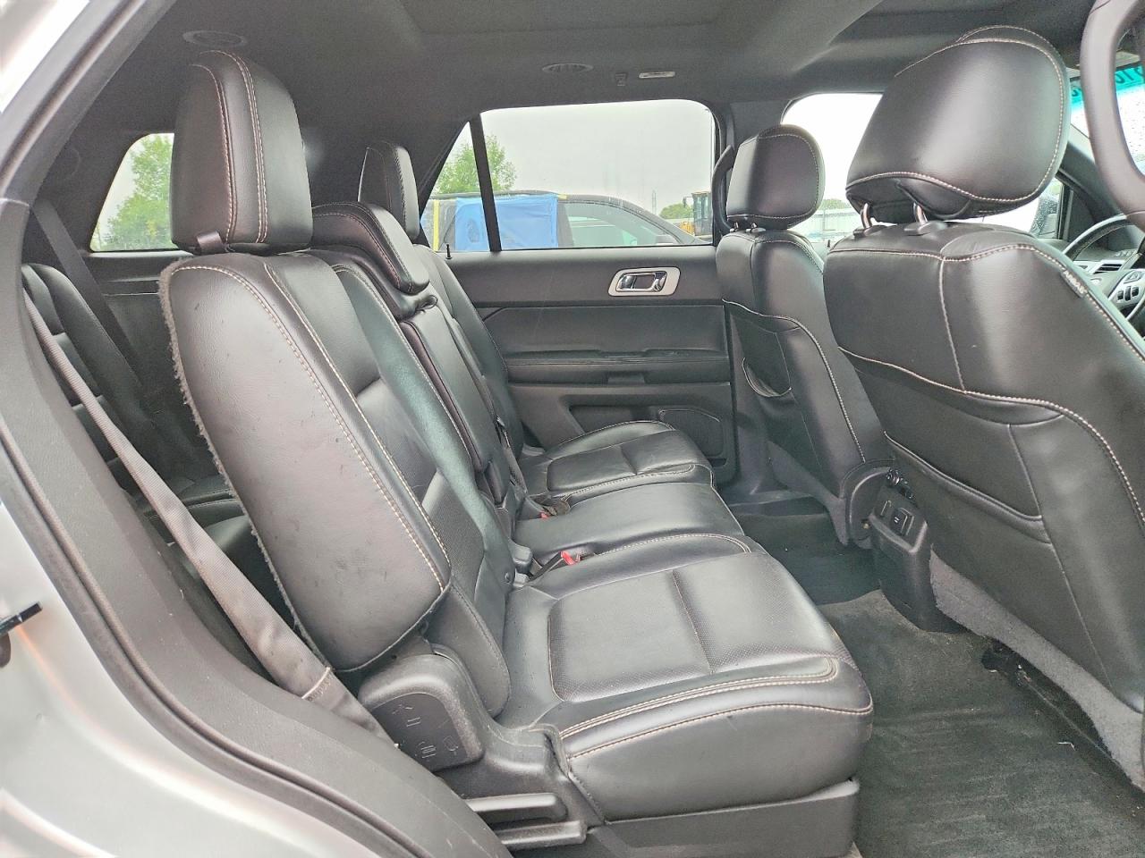 2015 Ford Explorer Sport Серебряный vin: 1FM5K8GT1FGA14256