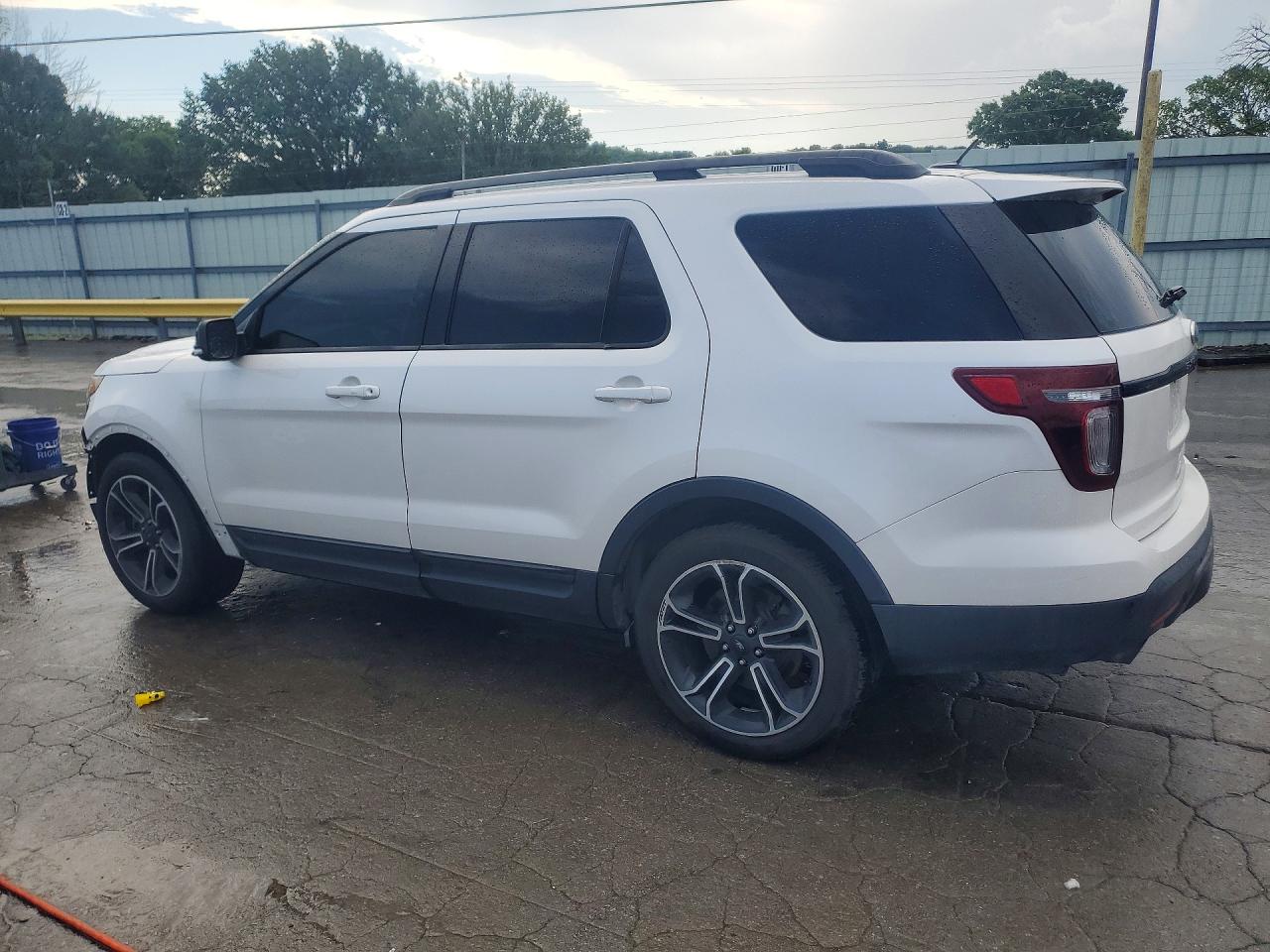 2015 Ford Explorer Sport White vin: 1FM5K8GT1FGC05000
