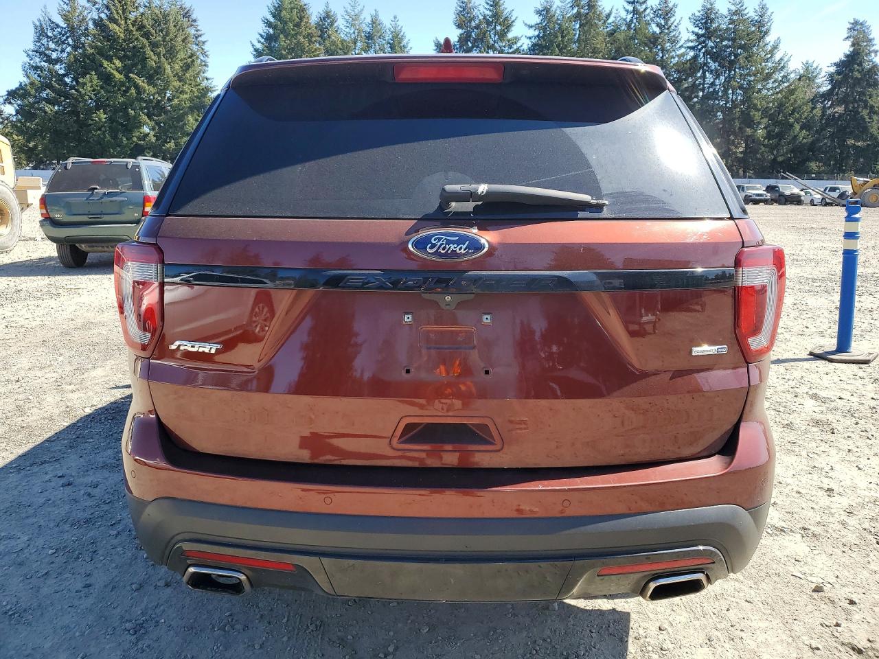 2016 Ford Explorer Sport Maroon vin: 1FM5K8GT1GGA35173