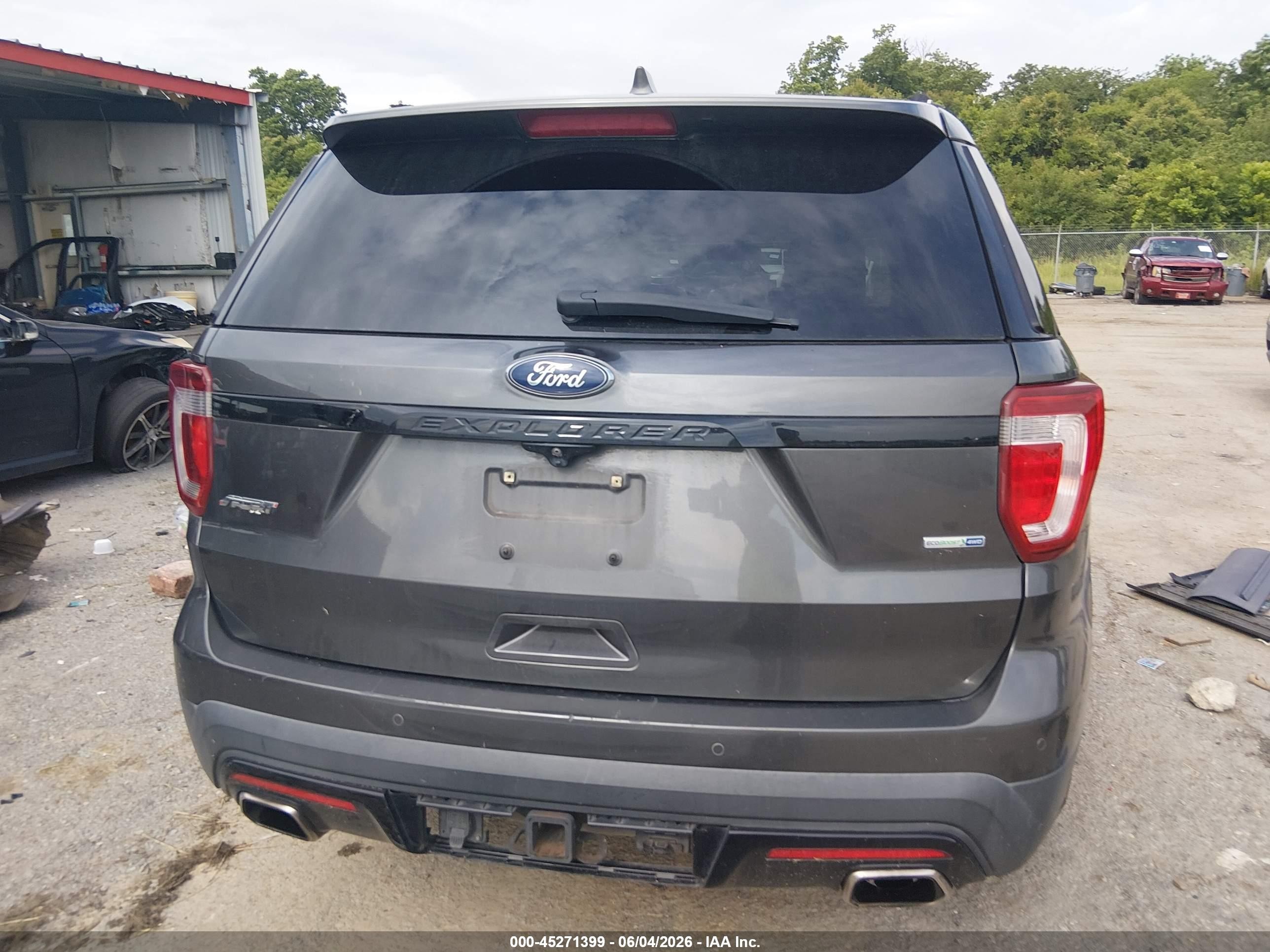 2016 Ford Explorer Sport Gray vin: 1FM5K8GT1GGD21556