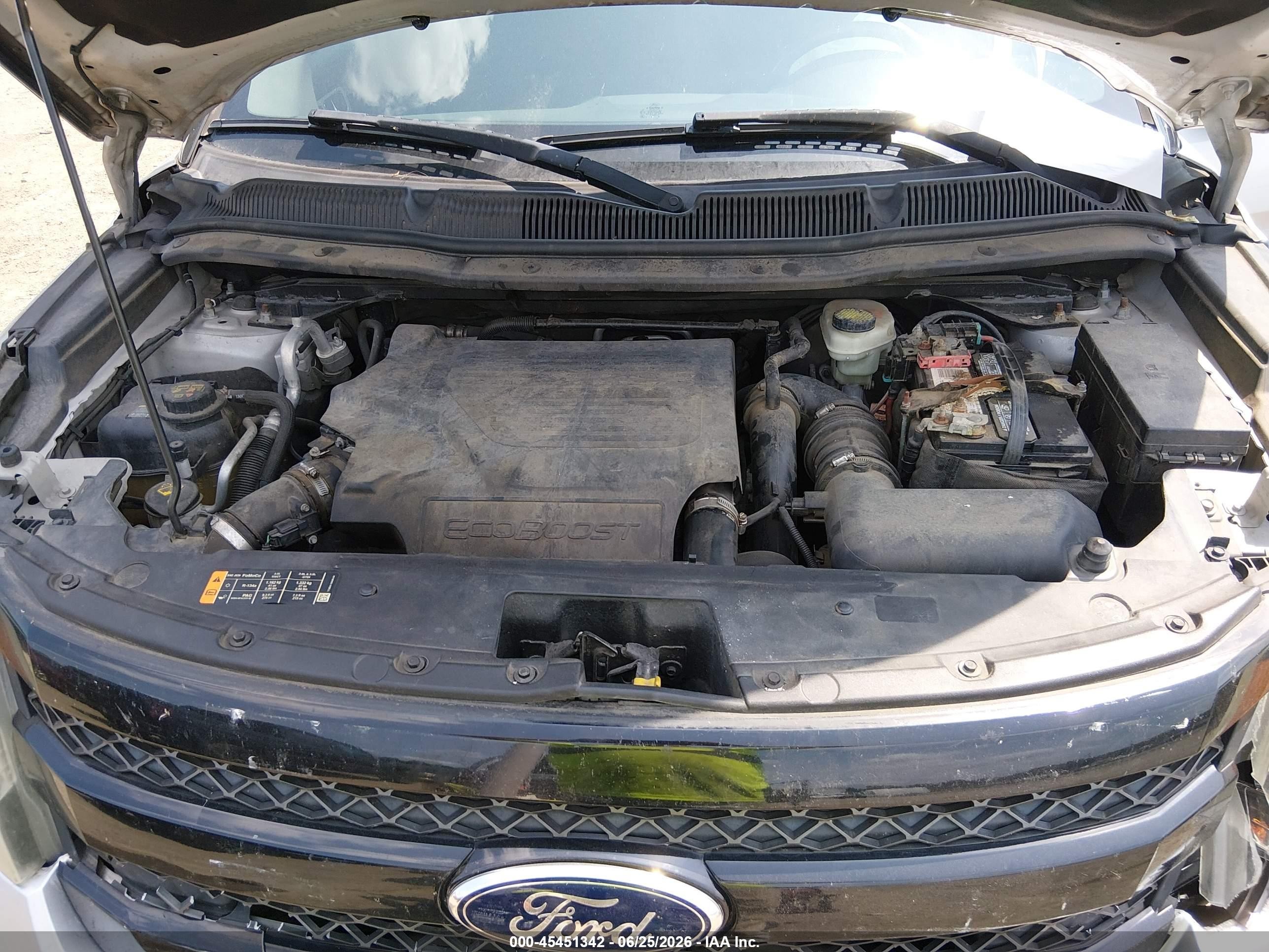 2014 Ford Explorer Sport Серебряный vin: 1FM5K8GT2EGA93046