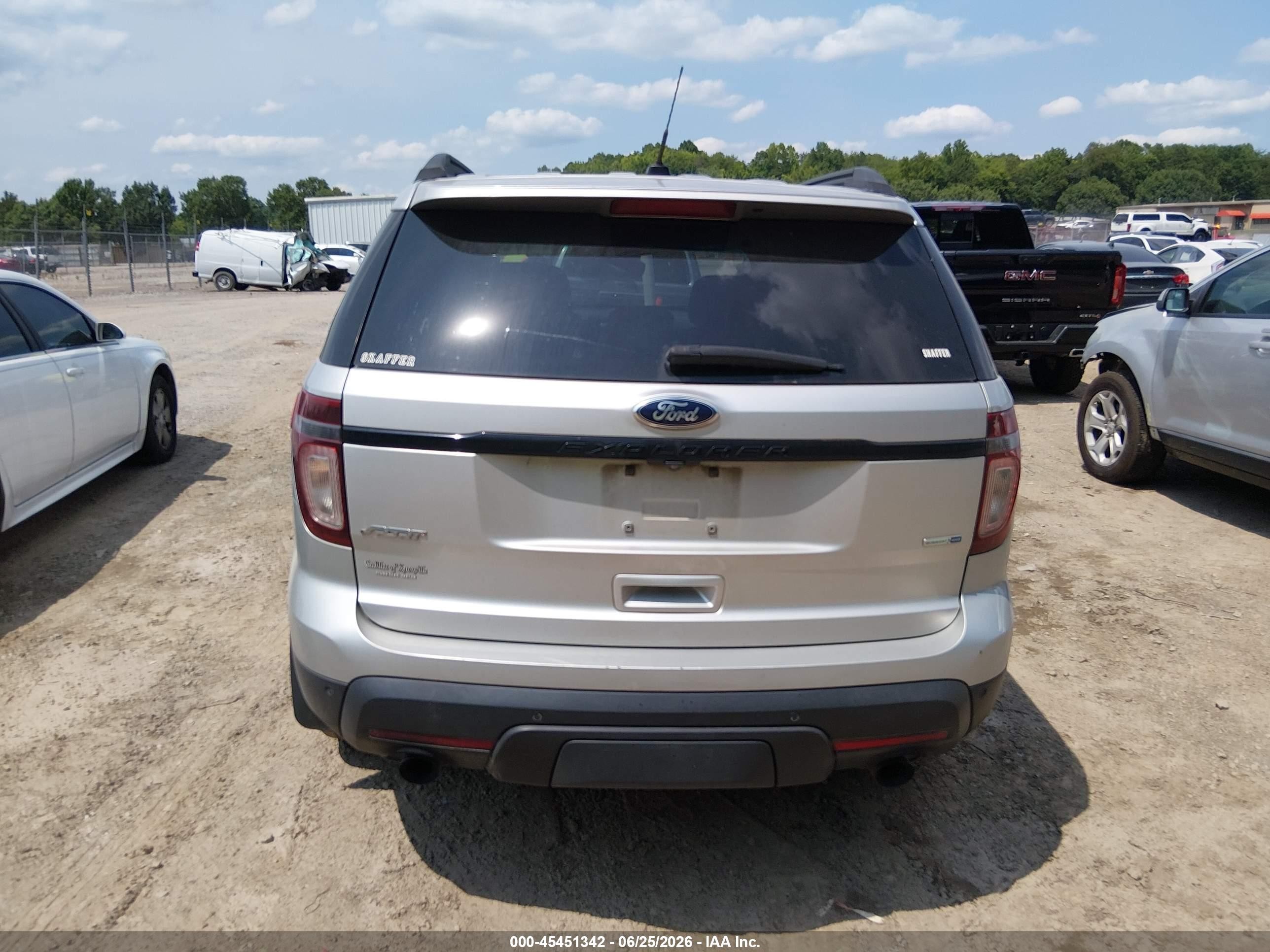 2014 Ford Explorer Sport Серебряный vin: 1FM5K8GT2EGA93046