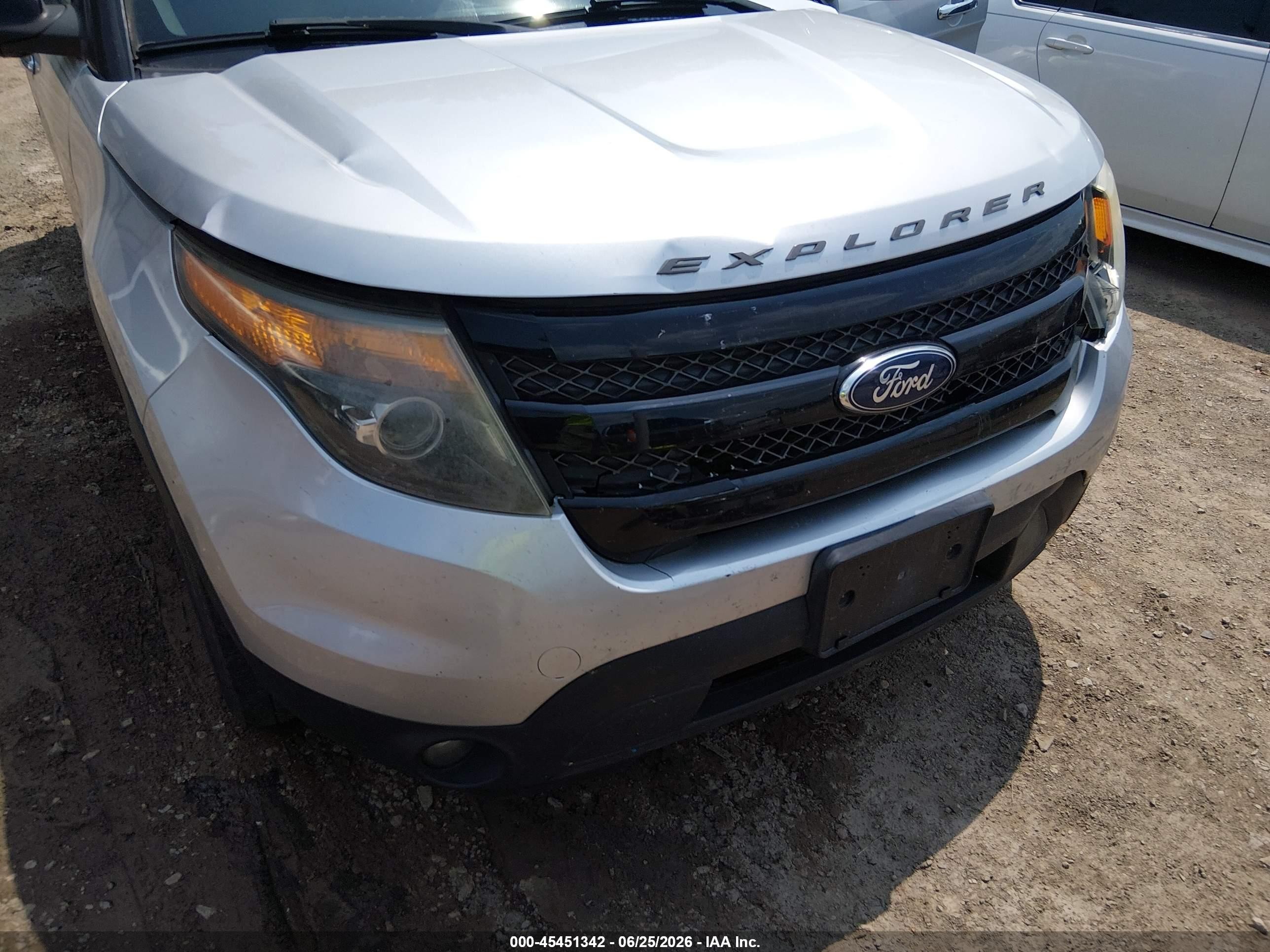 2014 Ford Explorer Sport Серебряный vin: 1FM5K8GT2EGA93046