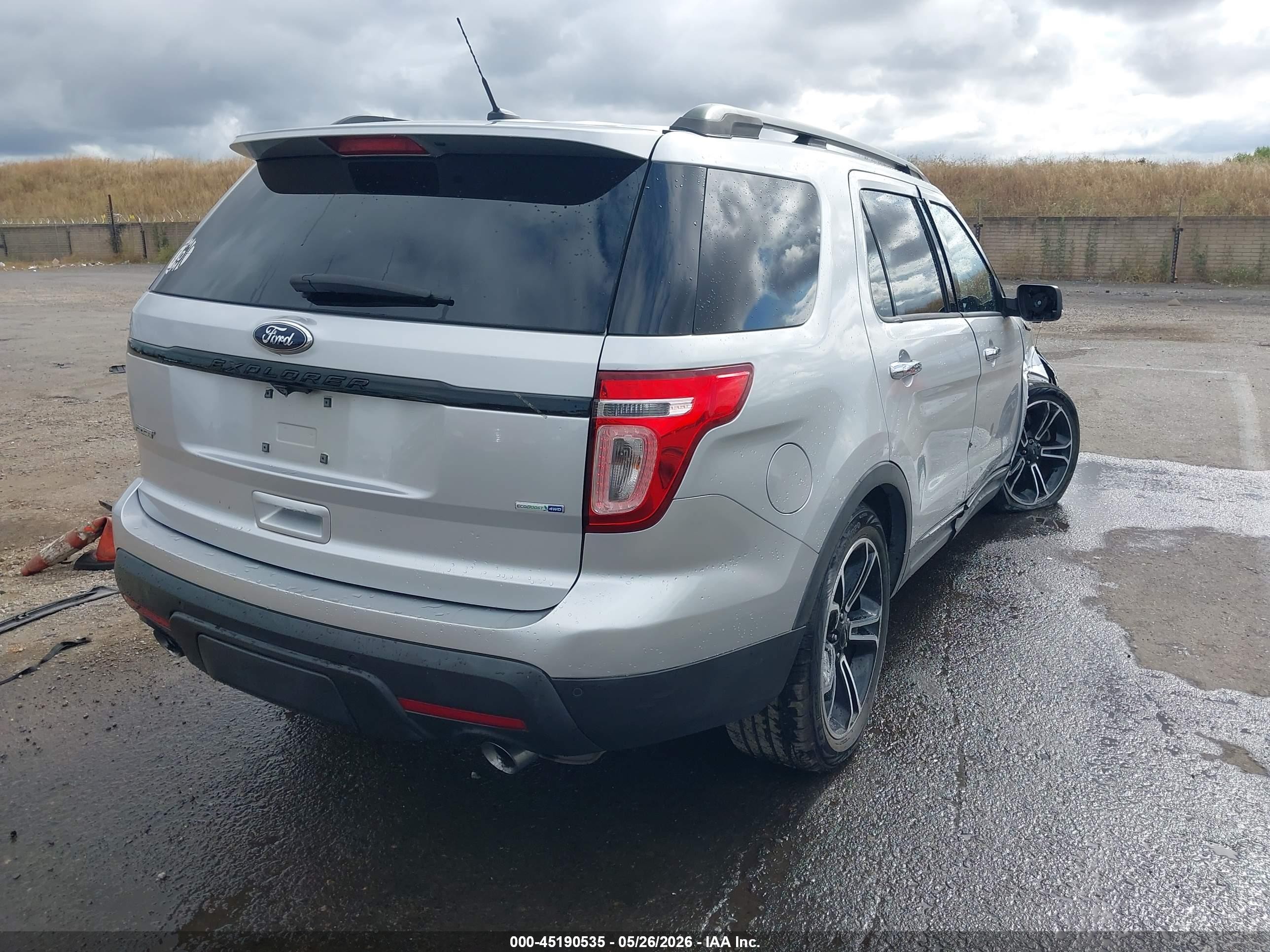 2014 Ford Explorer Sport Silver vin: 1FM5K8GT2EGC12830