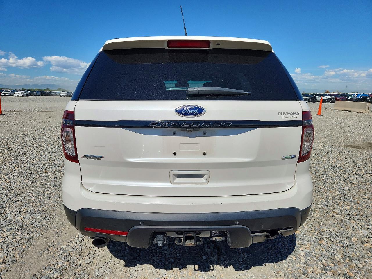 2015 Ford Explorer Sport White vin: 1FM5K8GT2FGC38717