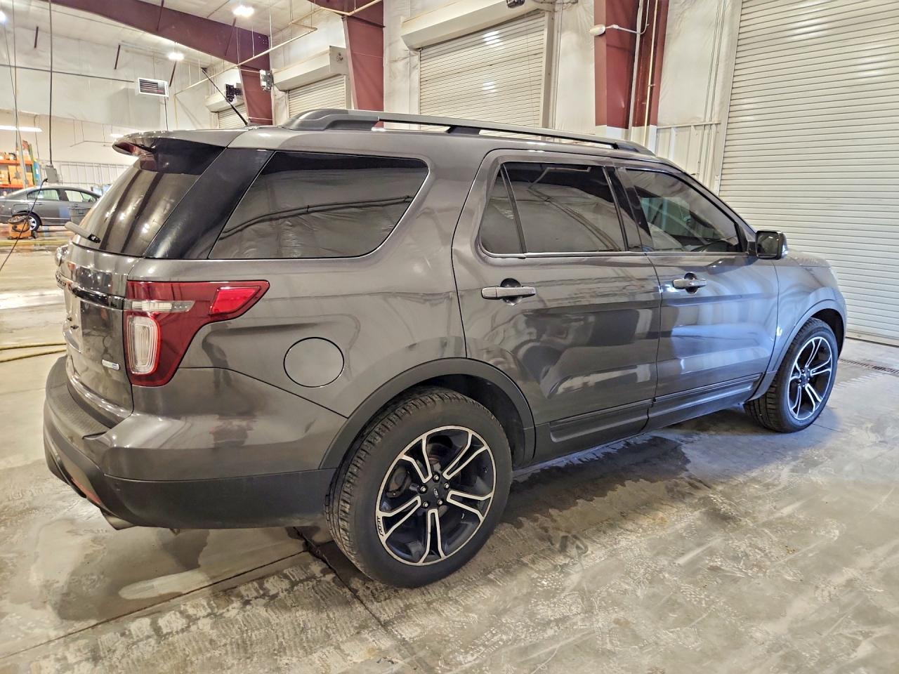 2015 Ford Explorer Sport Gray vin: 1FM5K8GT2FGC50110