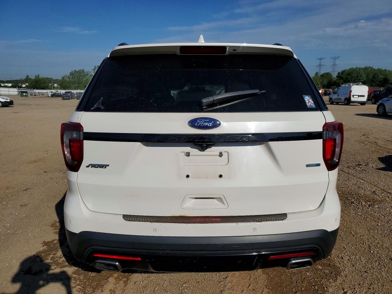 2016 Ford Explorer Sport Белый vin: 1FM5K8GT2GGA13442