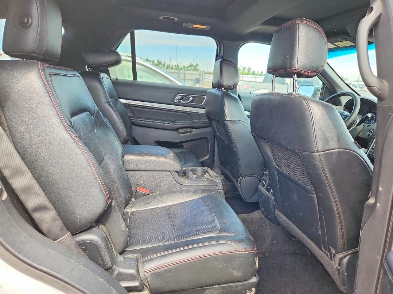 2016 Ford Explorer Sport White vin: 1FM5K8GT2GGA73172