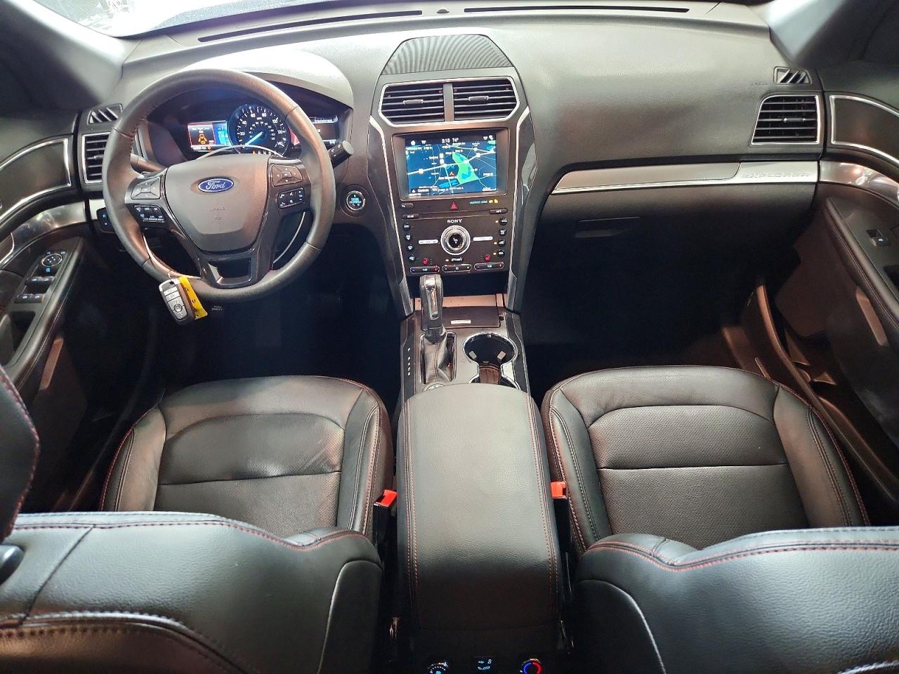 2019 Ford Explorer Sport White vin: 1FM5K8GT2KGA89400