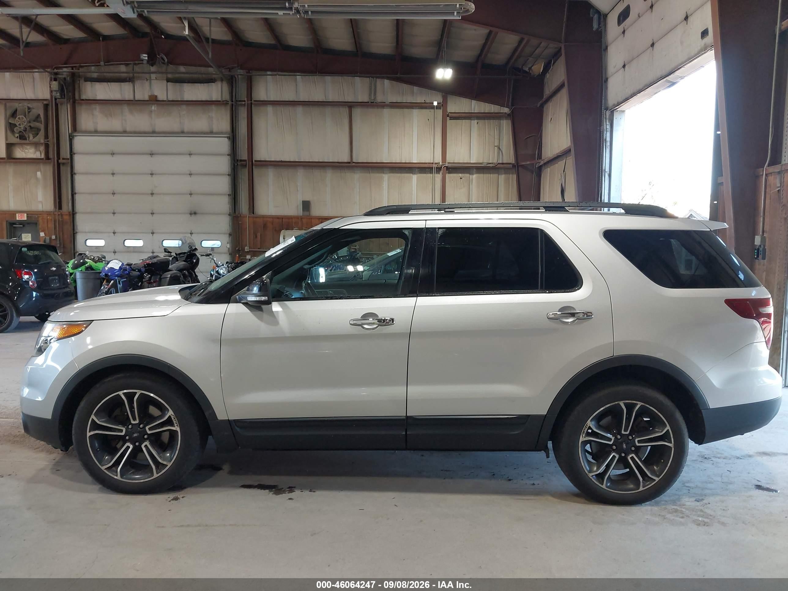 2013 Ford Explorer Sport Silver vin: 1FM5K8GT3DGC89284