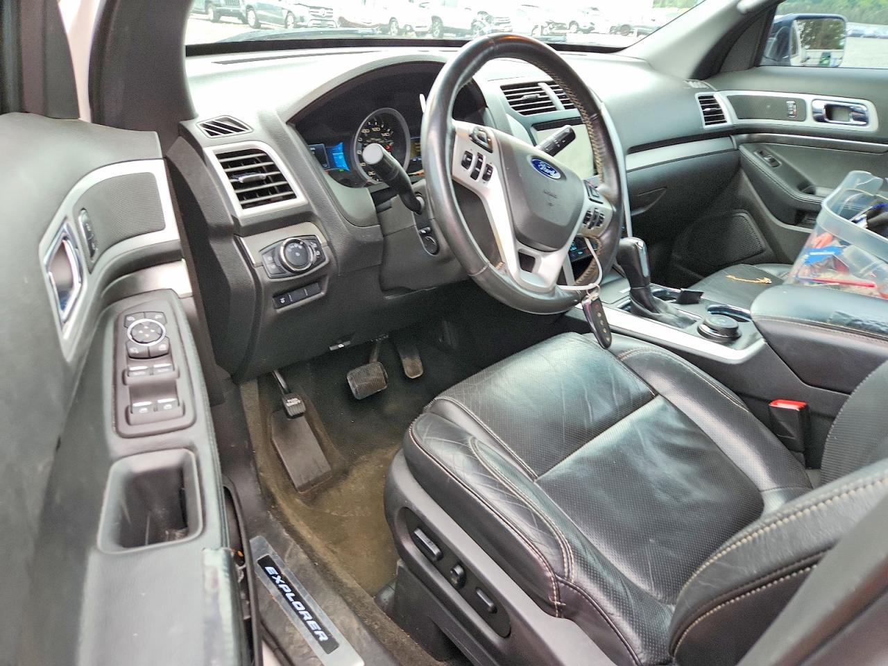 2014 Ford Explorer Sport White vin: 1FM5K8GT3EGA25872