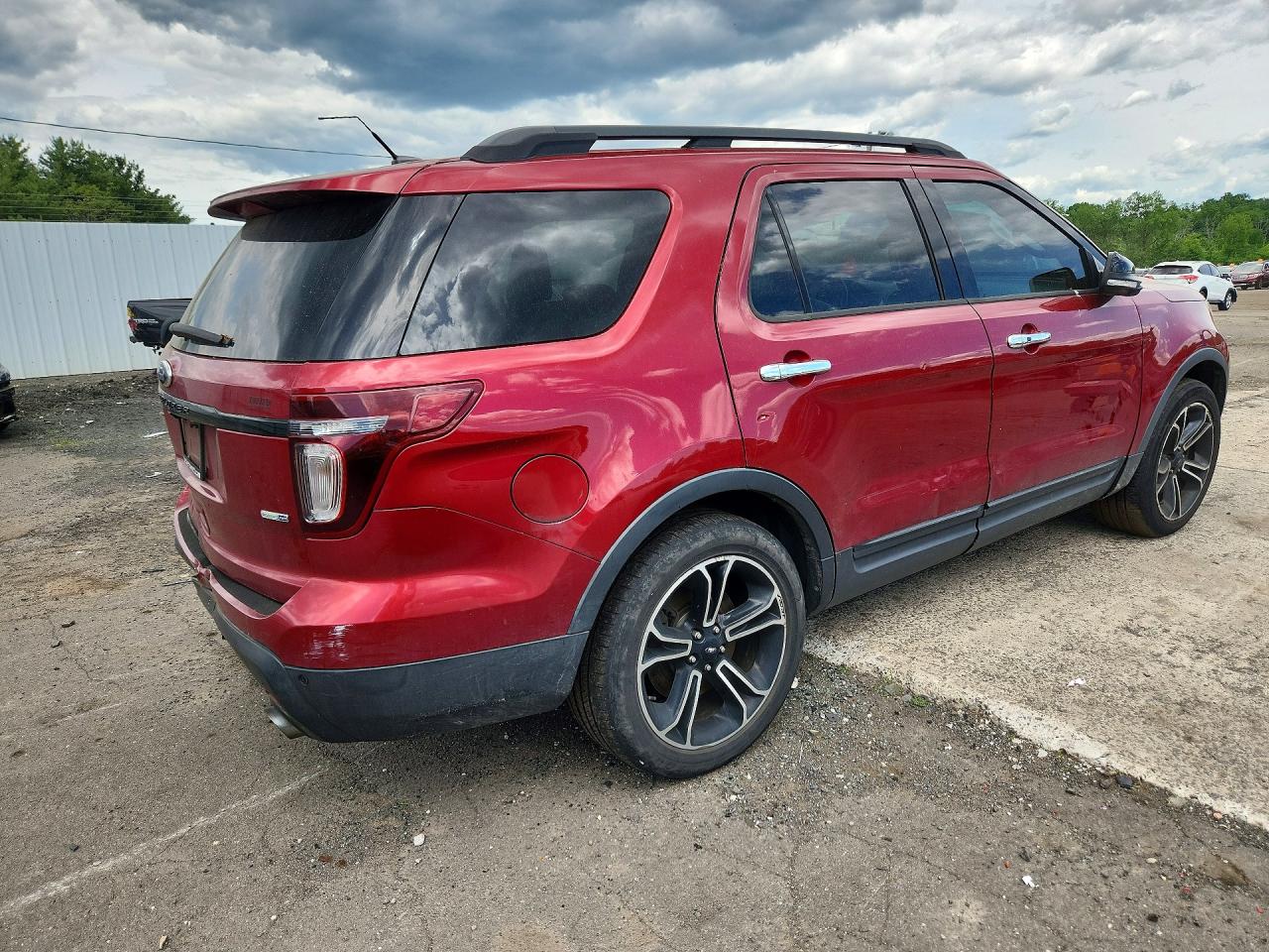 2014 Ford Explorer Sport Burgundy vin: 1FM5K8GT3EGC09337