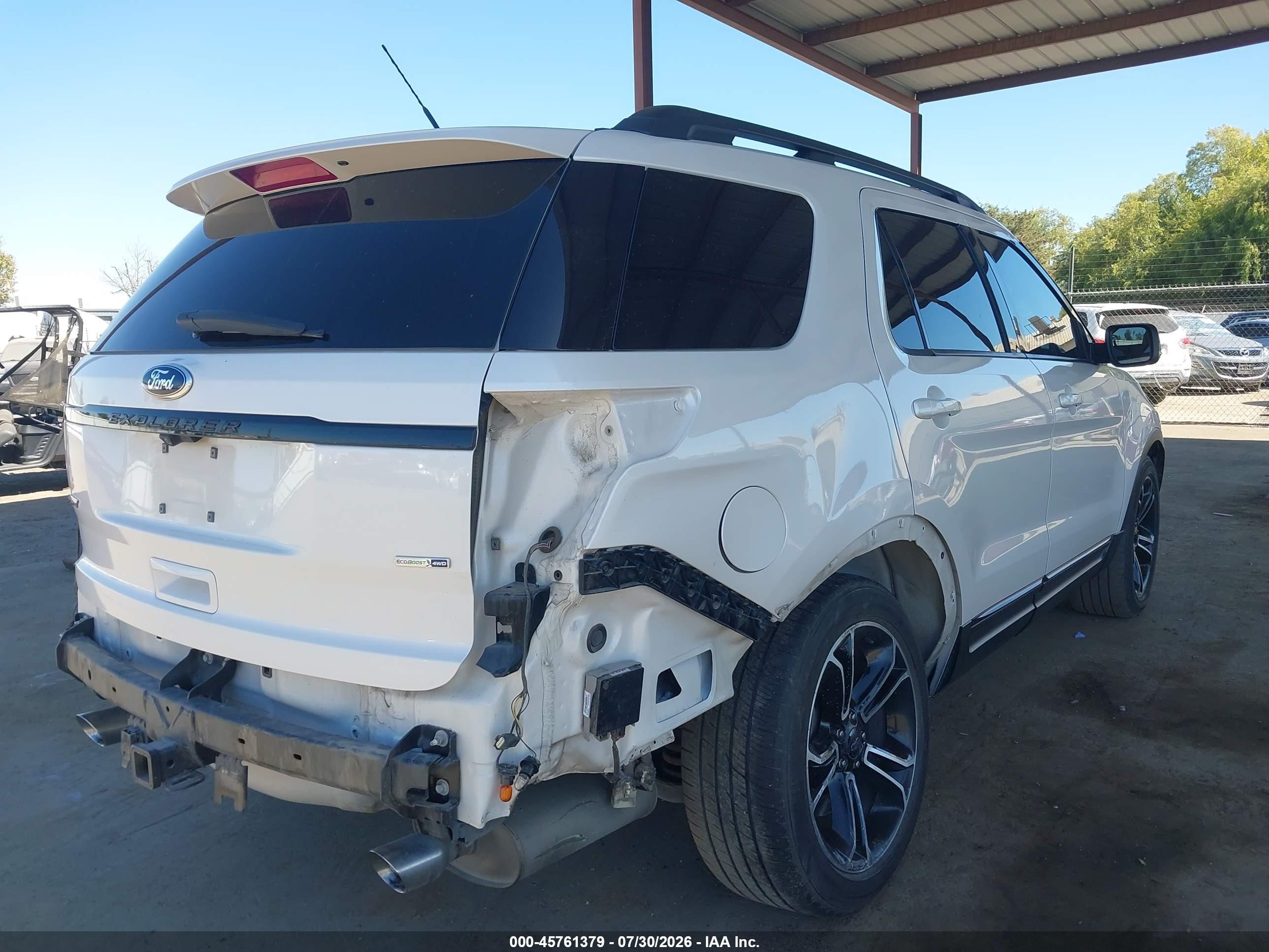 2015 Ford Explorer Sport White vin: 1FM5K8GT3FGA03775