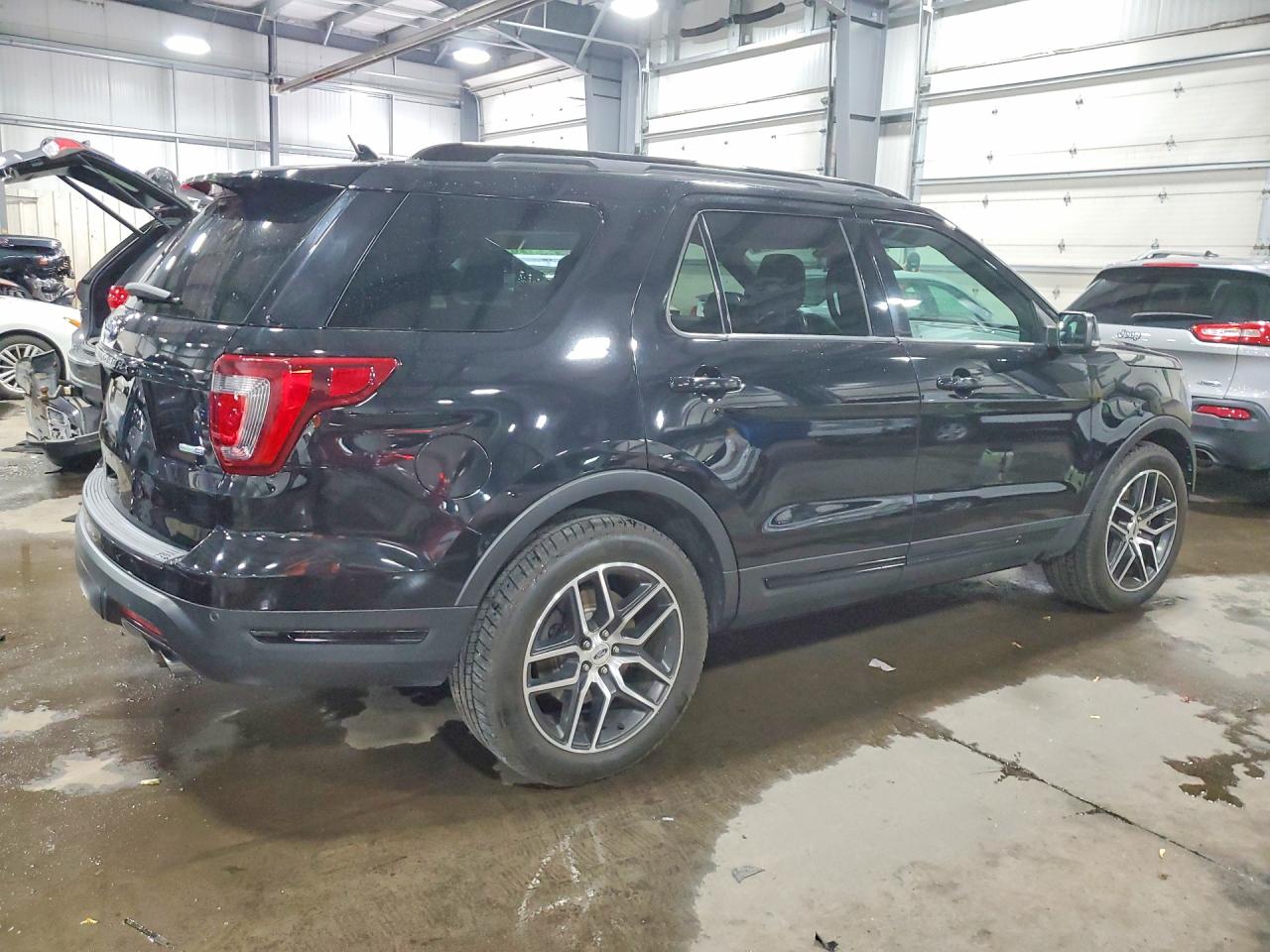 2019 Ford Explorer Sport Black vin: 1FM5K8GT3KGA72671