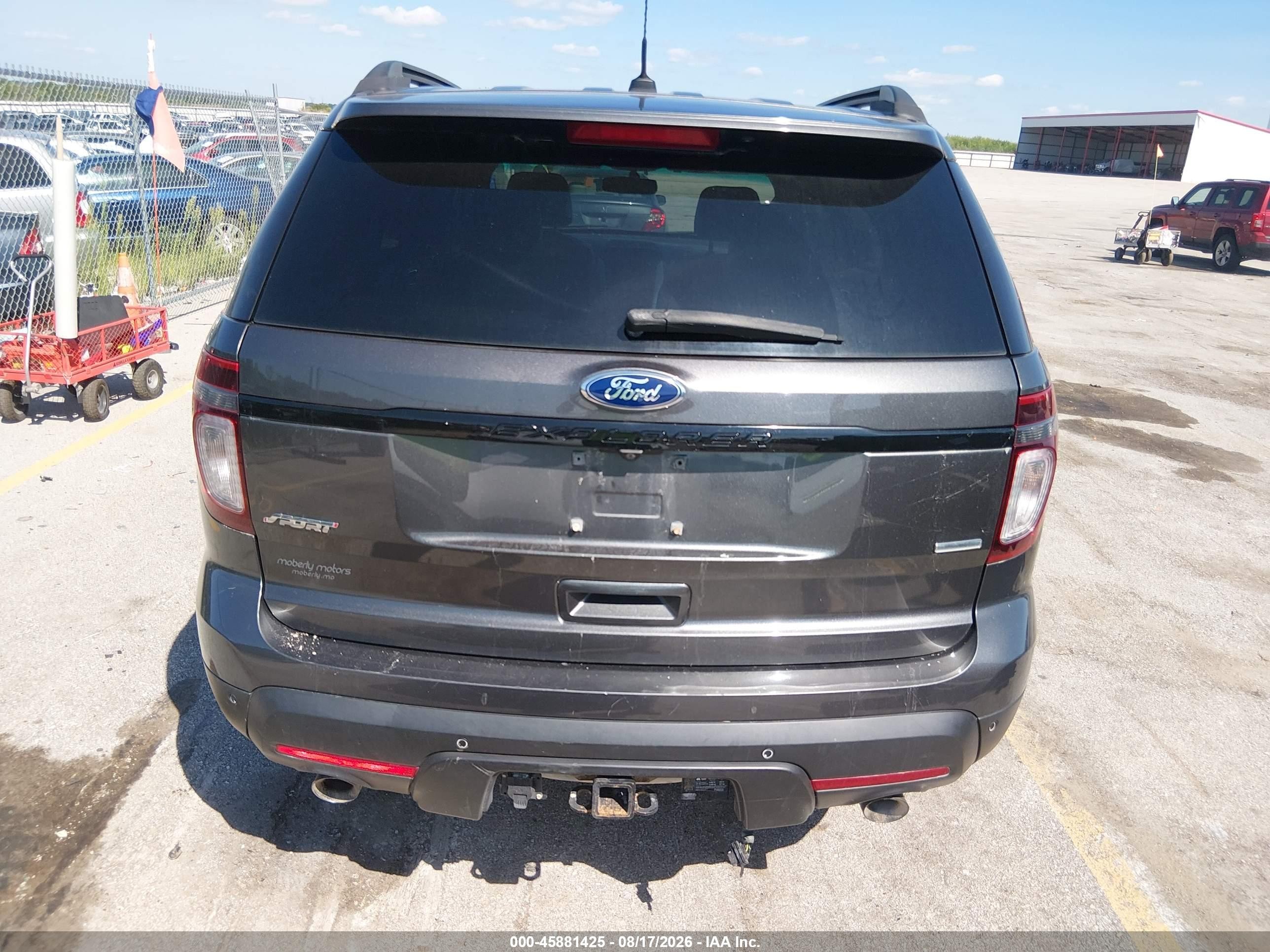 2015 Ford Explorer Sport Beige vin: 1FM5K8GT4FGB73529