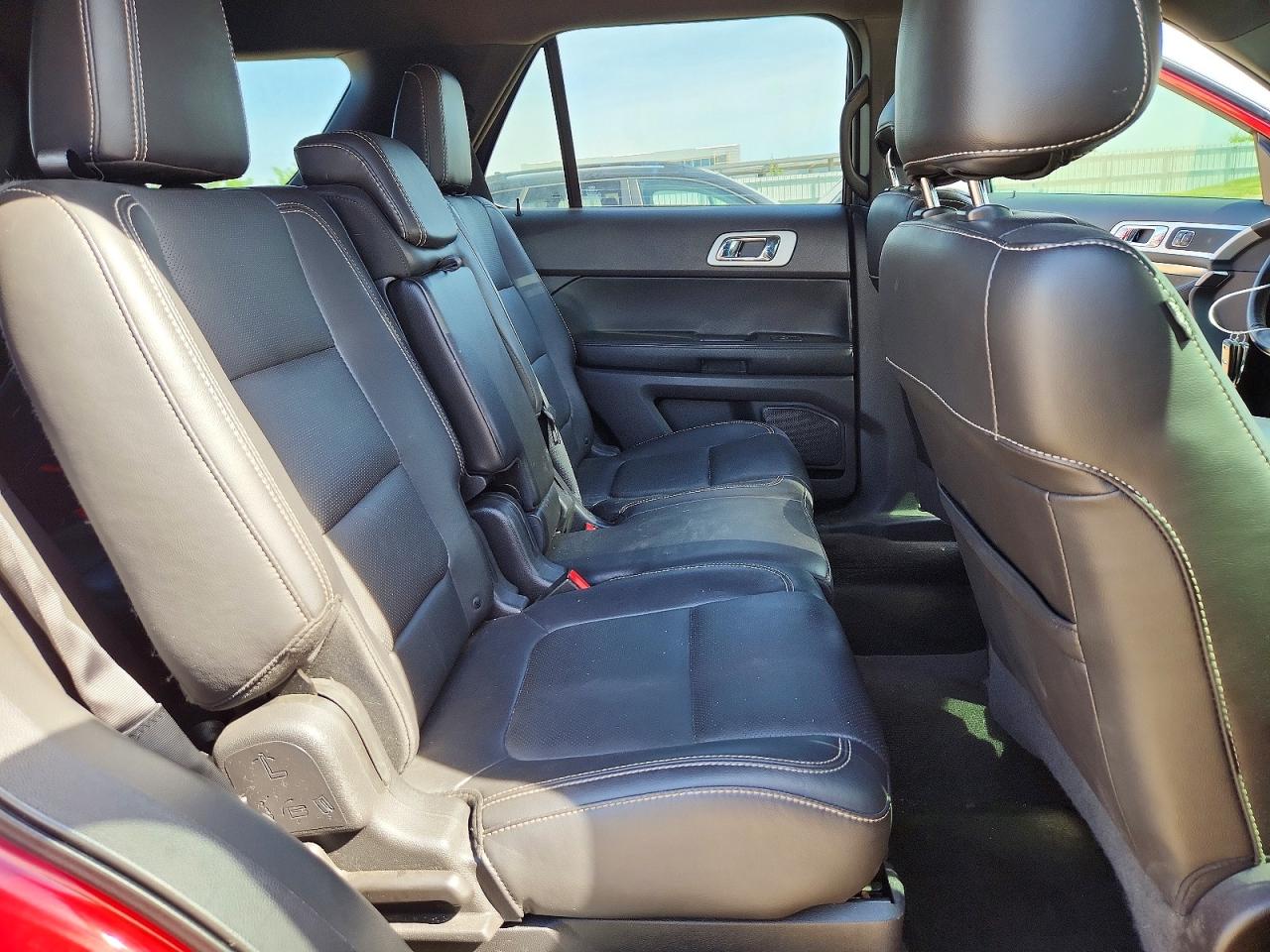 2015 Ford Explorer Sport Red vin: 1FM5K8GT4FGC35561