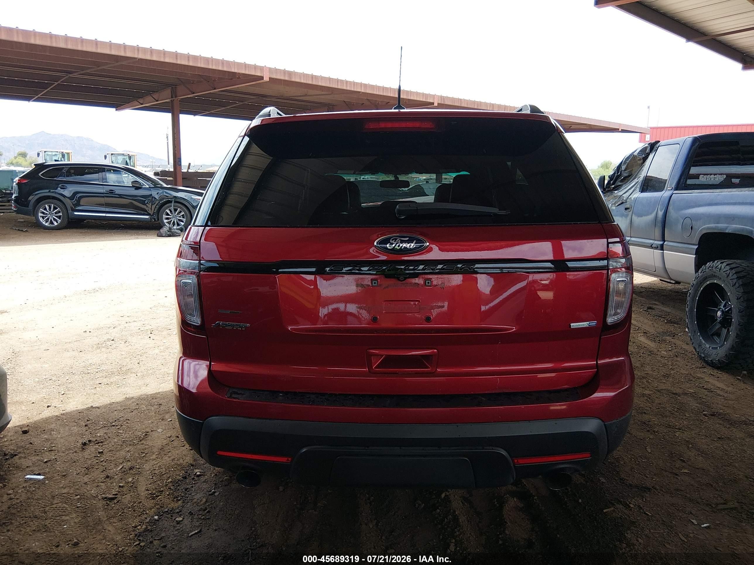 2015 Ford Explorer Sport Красный vin: 1FM5K8GT4FGC64526