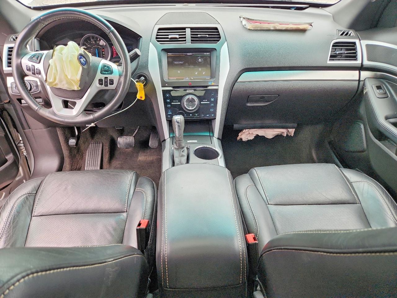 2013 Ford Explorer Sport Silver vin: 1FM5K8GT5DGA89460