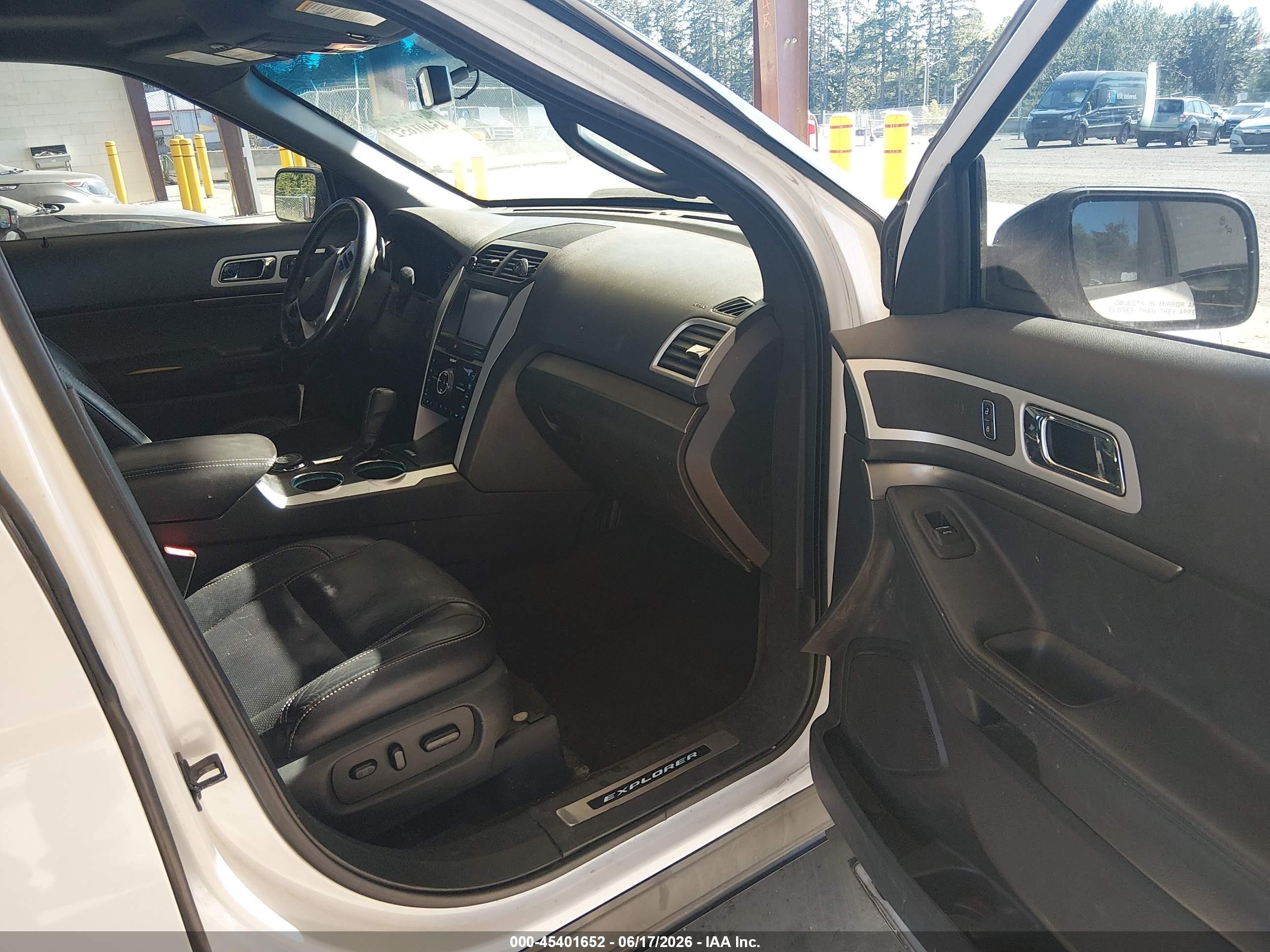 2013 Ford Explorer Sport Белый vin: 1FM5K8GT5DGB84326