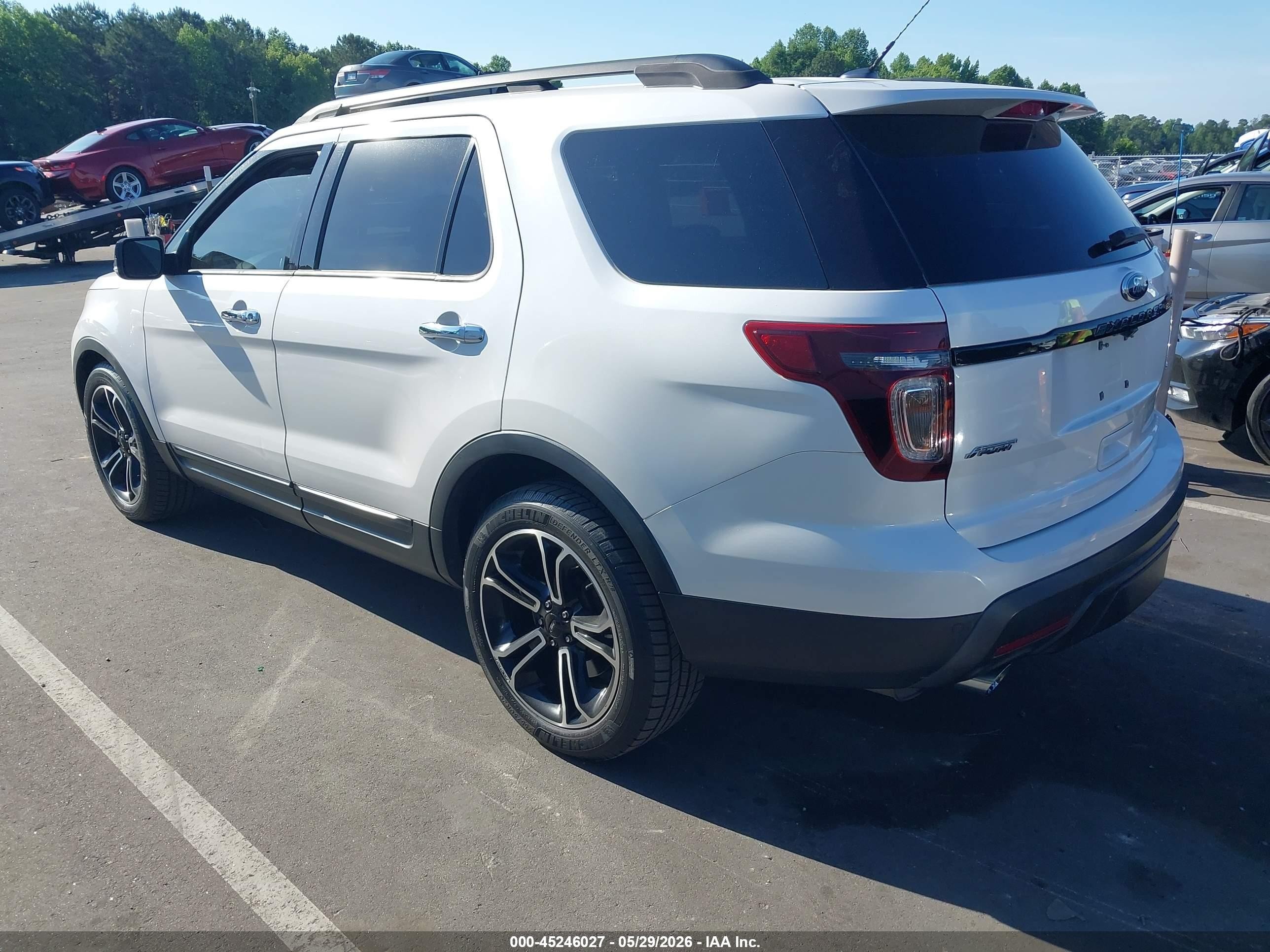 2013 Ford Explorer Sport Белый vin: 1FM5K8GT5DGC05255