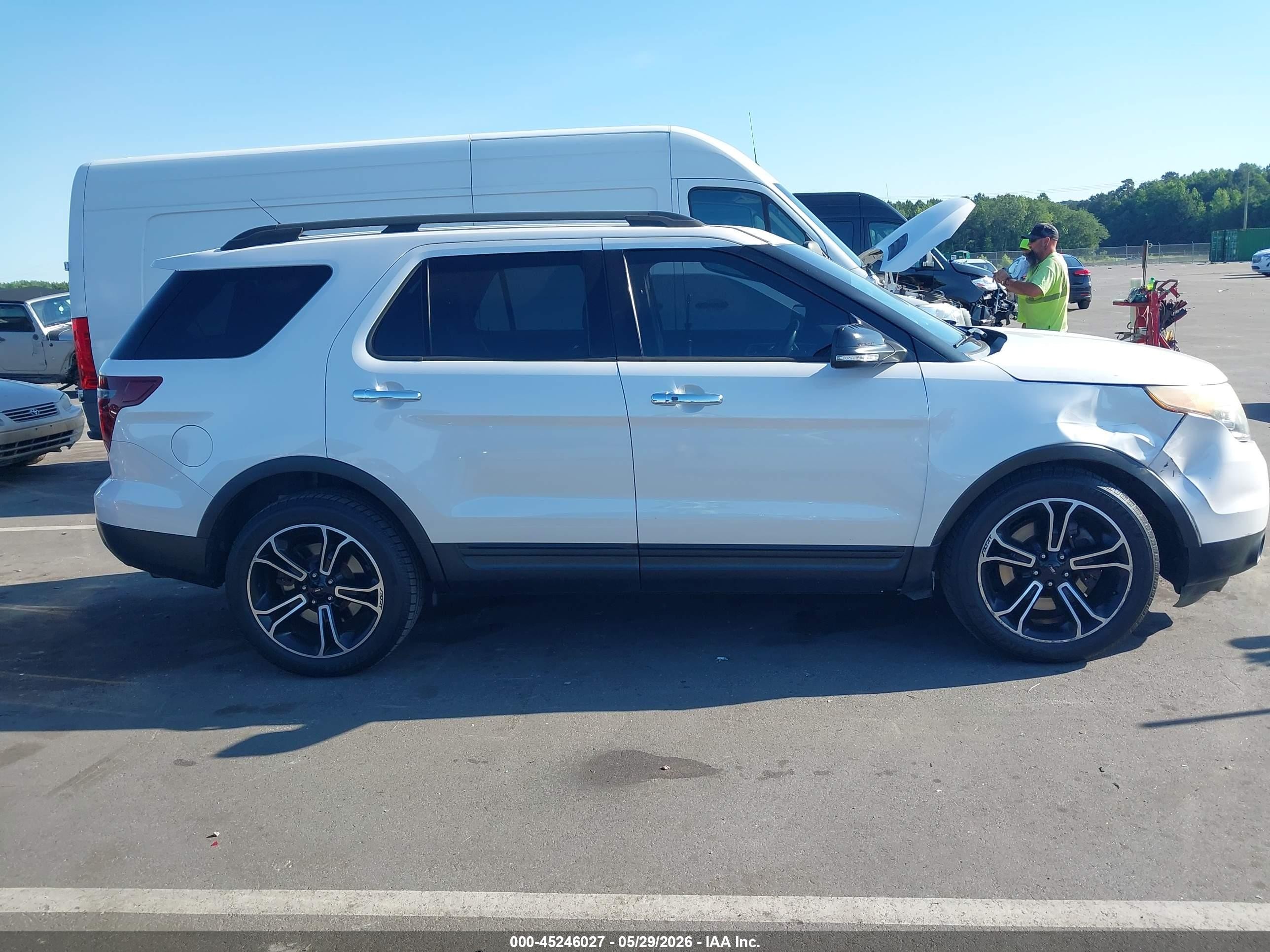 2013 Ford Explorer Sport Белый vin: 1FM5K8GT5DGC05255