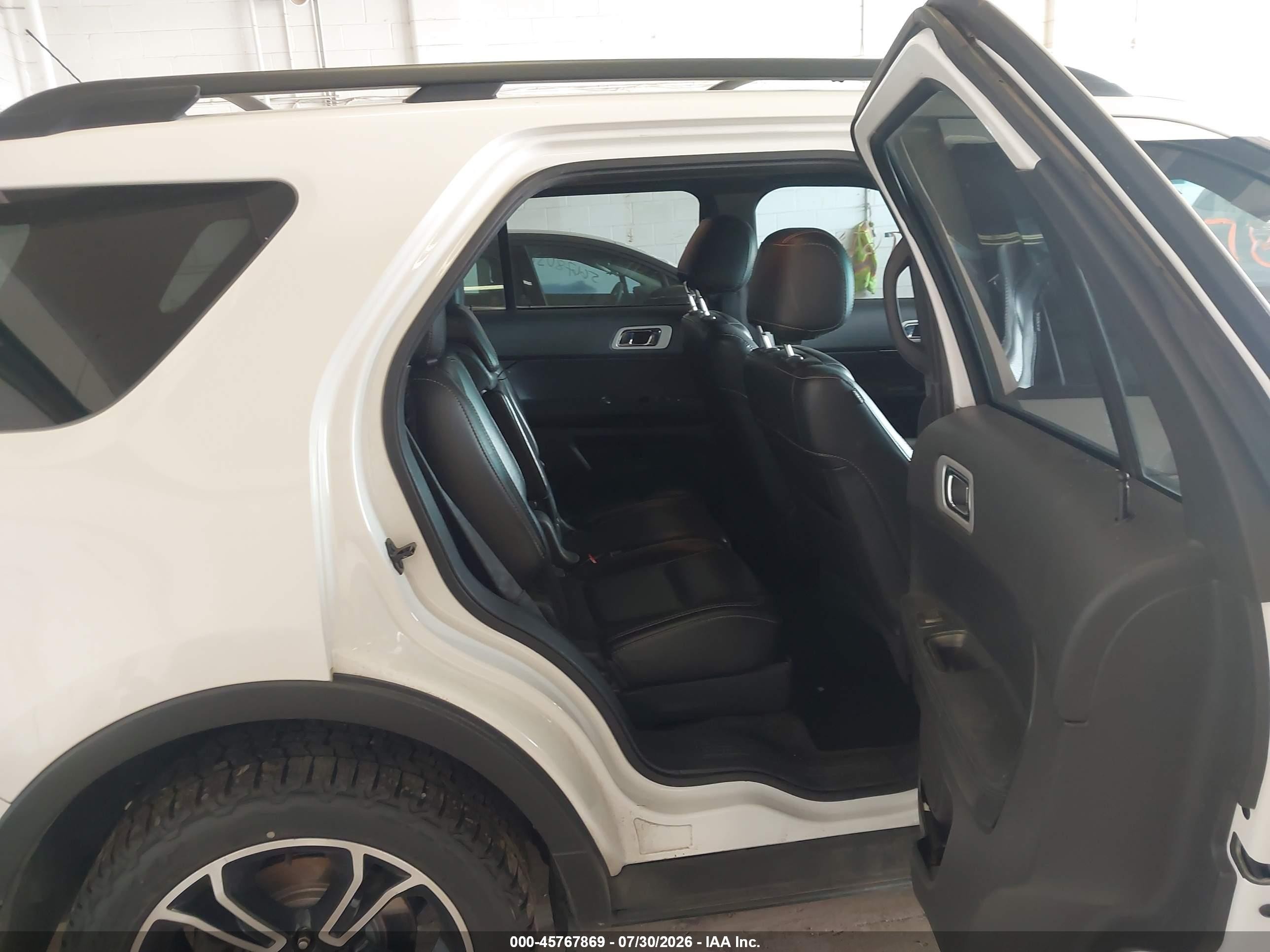 2013 Ford Explorer Sport White vin: 1FM5K8GT5DGC05904