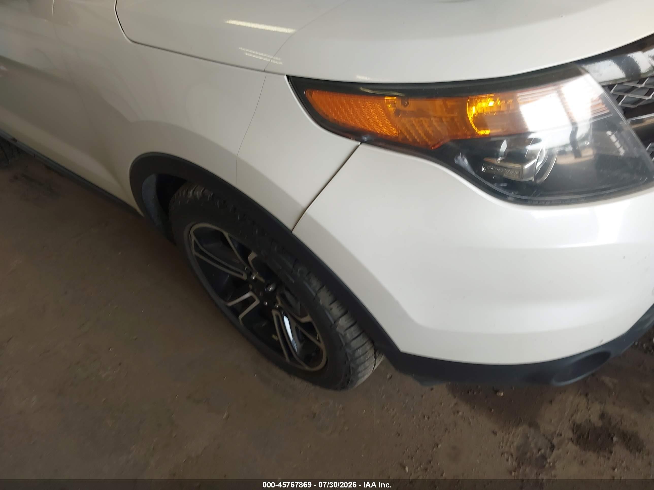 2013 Ford Explorer Sport White vin: 1FM5K8GT5DGC05904