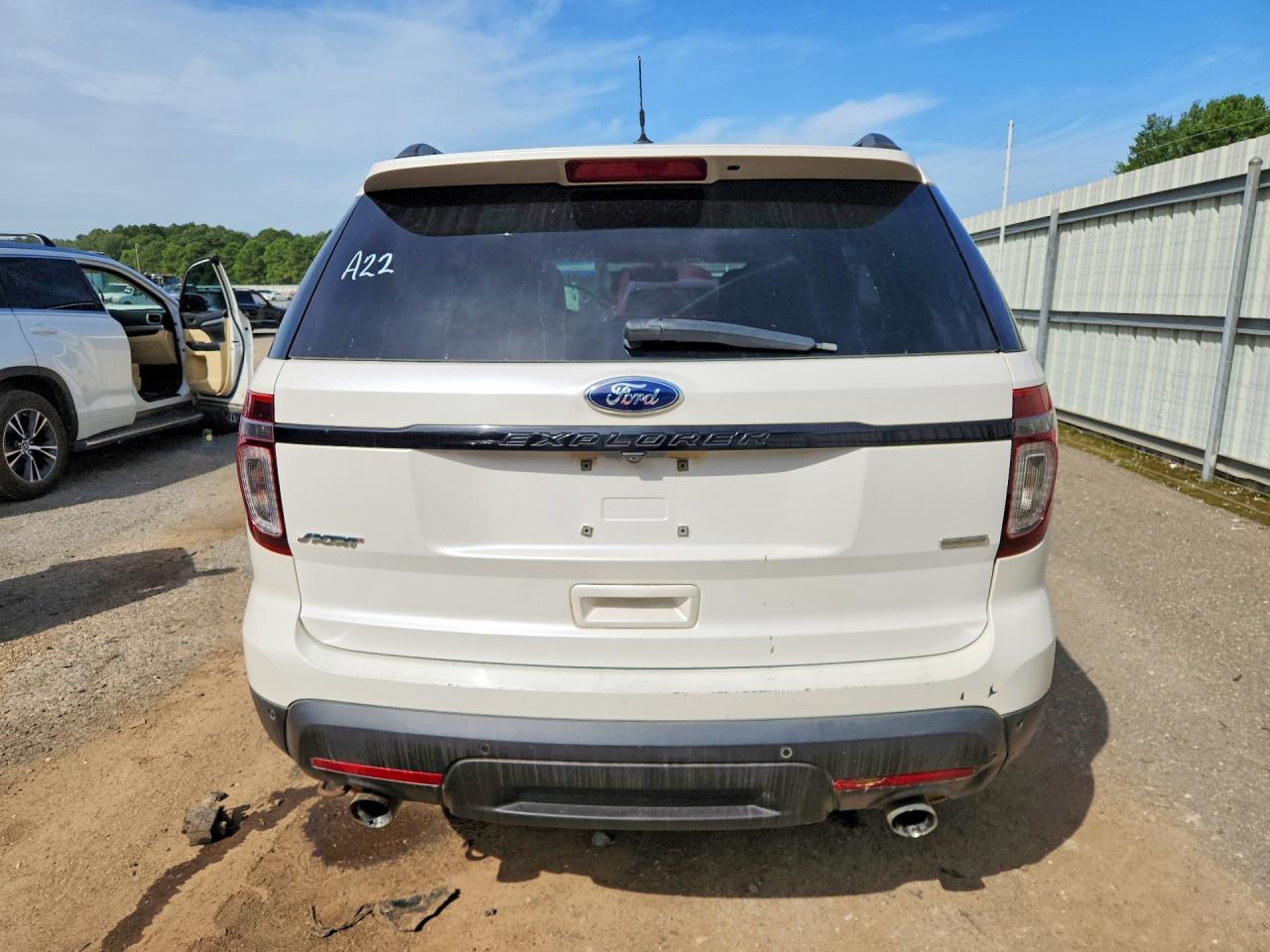 2013 Ford Explorer Sport White vin: 1FM5K8GT5DGC29457