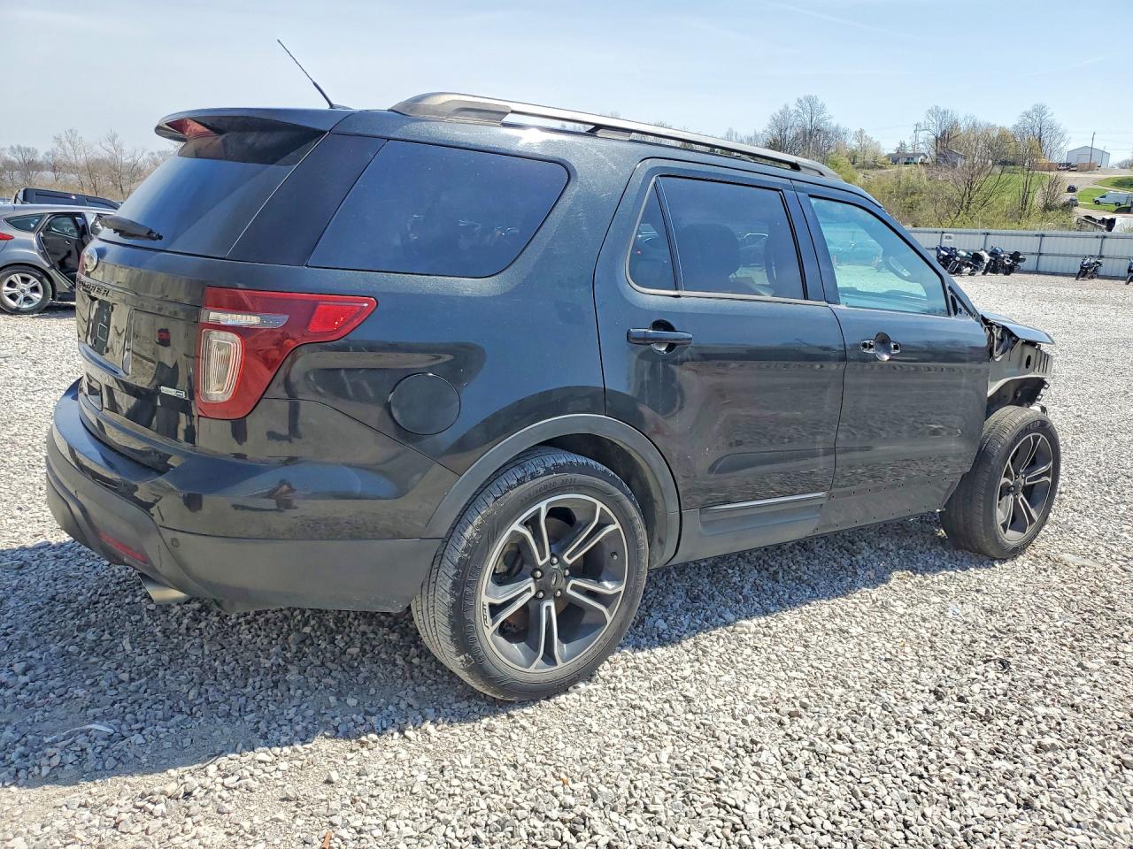 2015 Ford Explorer Sport Черный vin: 1FM5K8GT5FGA18200