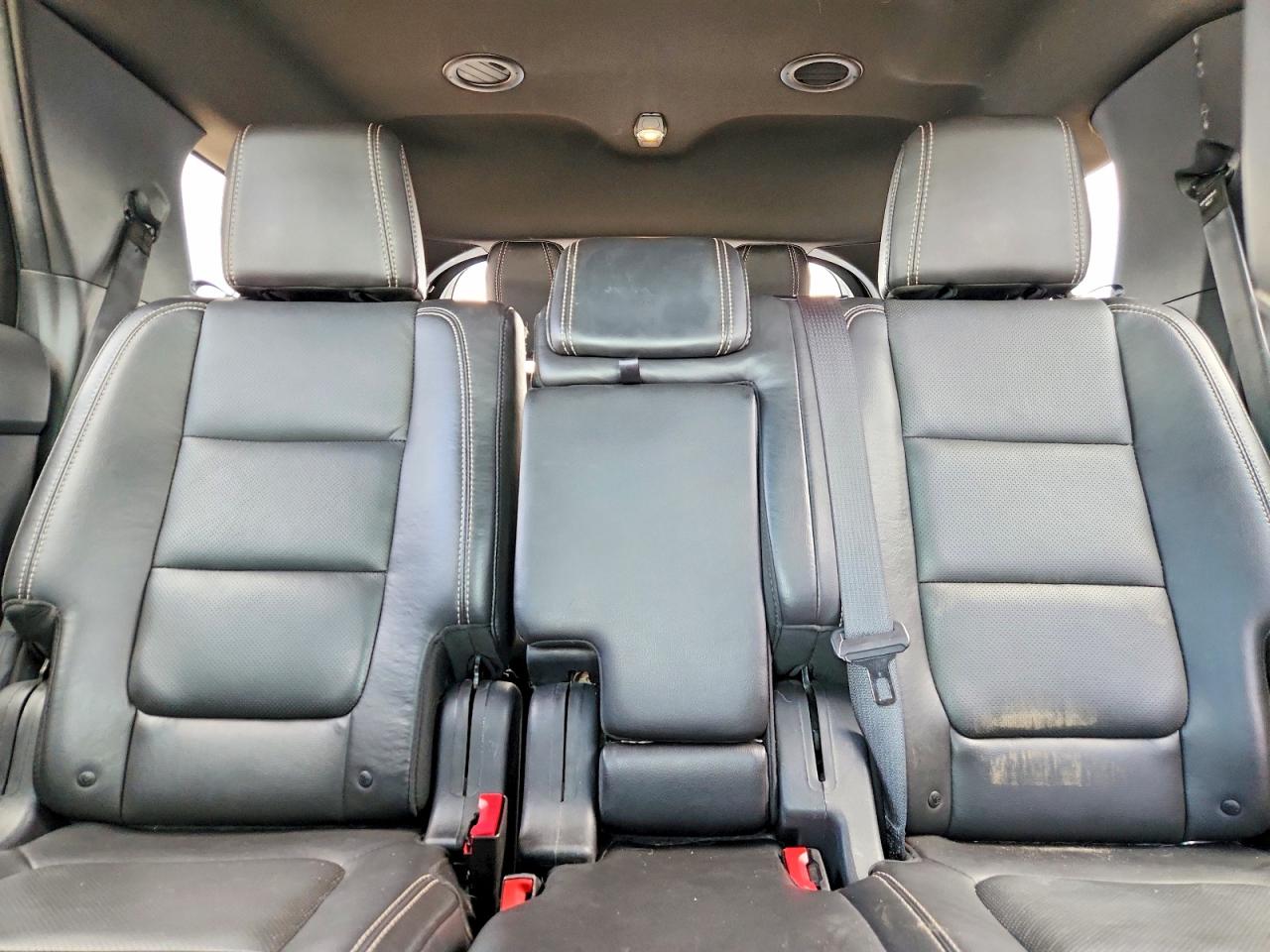 2015 Ford Explorer Sport Серебряный vin: 1FM5K8GT5FGA18911