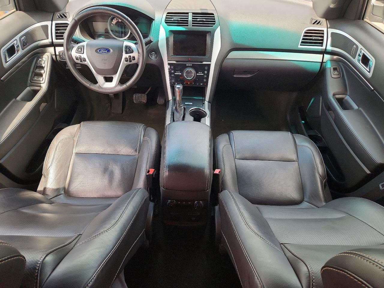 2015 Ford Explorer Sport Серебряный vin: 1FM5K8GT5FGA18911