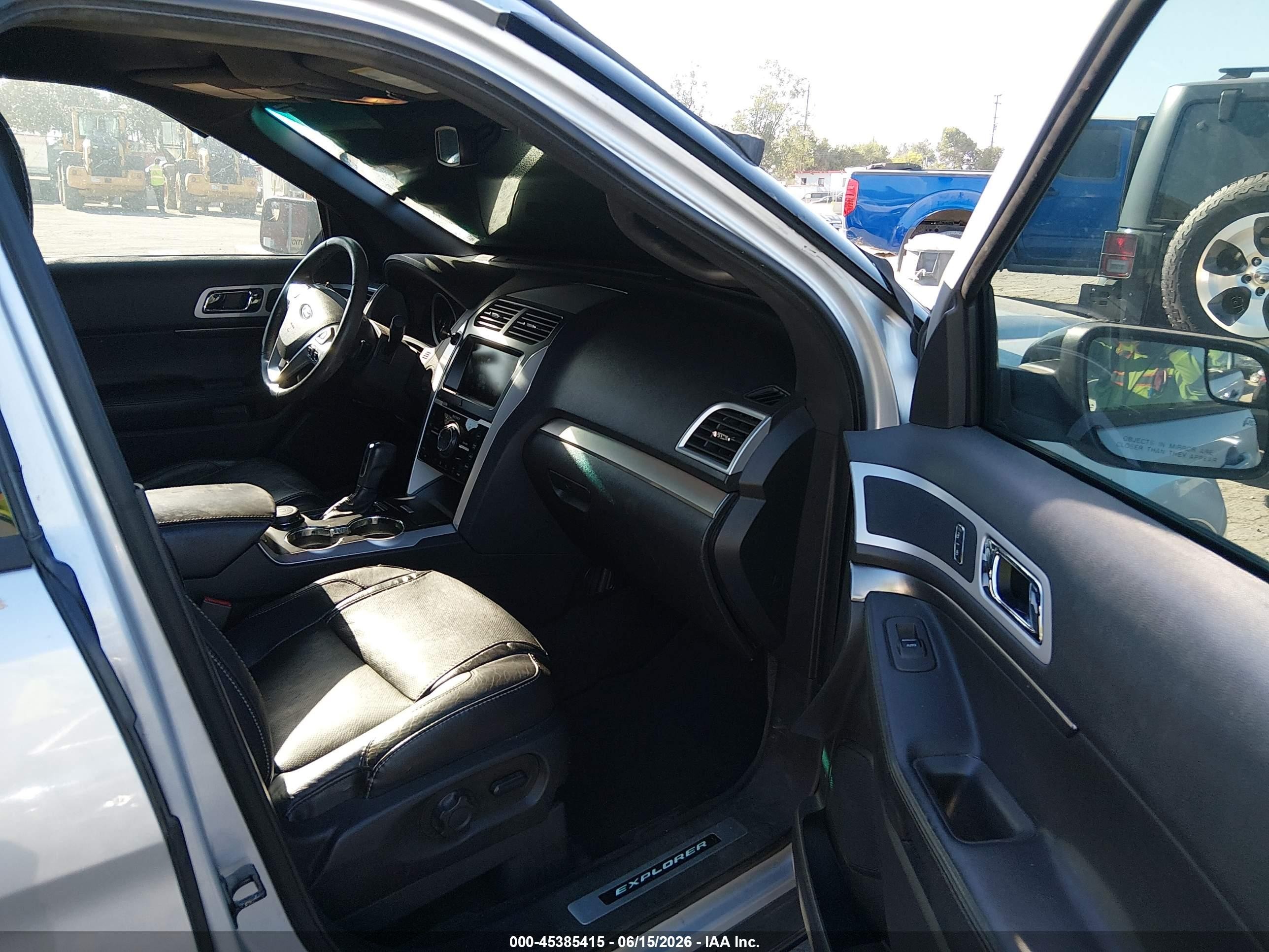 2015 Ford Explorer Sport Silver vin: 1FM5K8GT5FGA77330