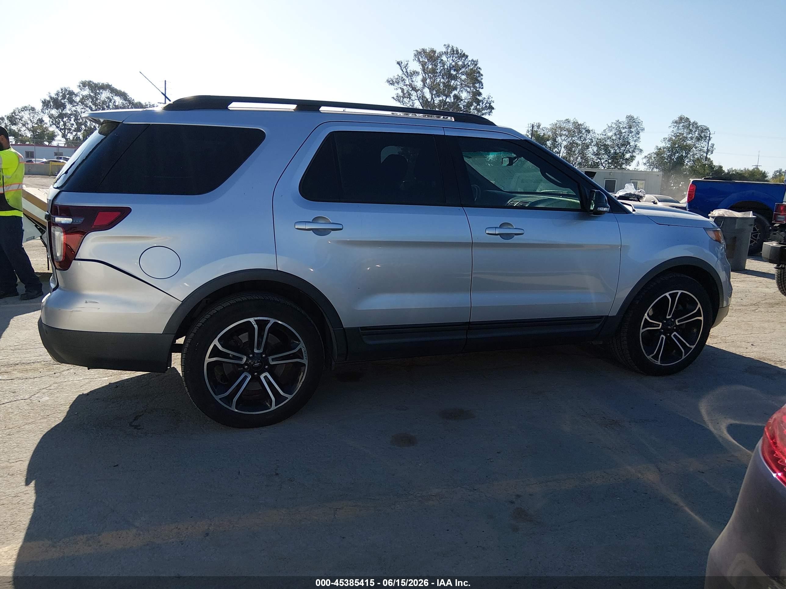 2015 Ford Explorer Sport Silver vin: 1FM5K8GT5FGA77330