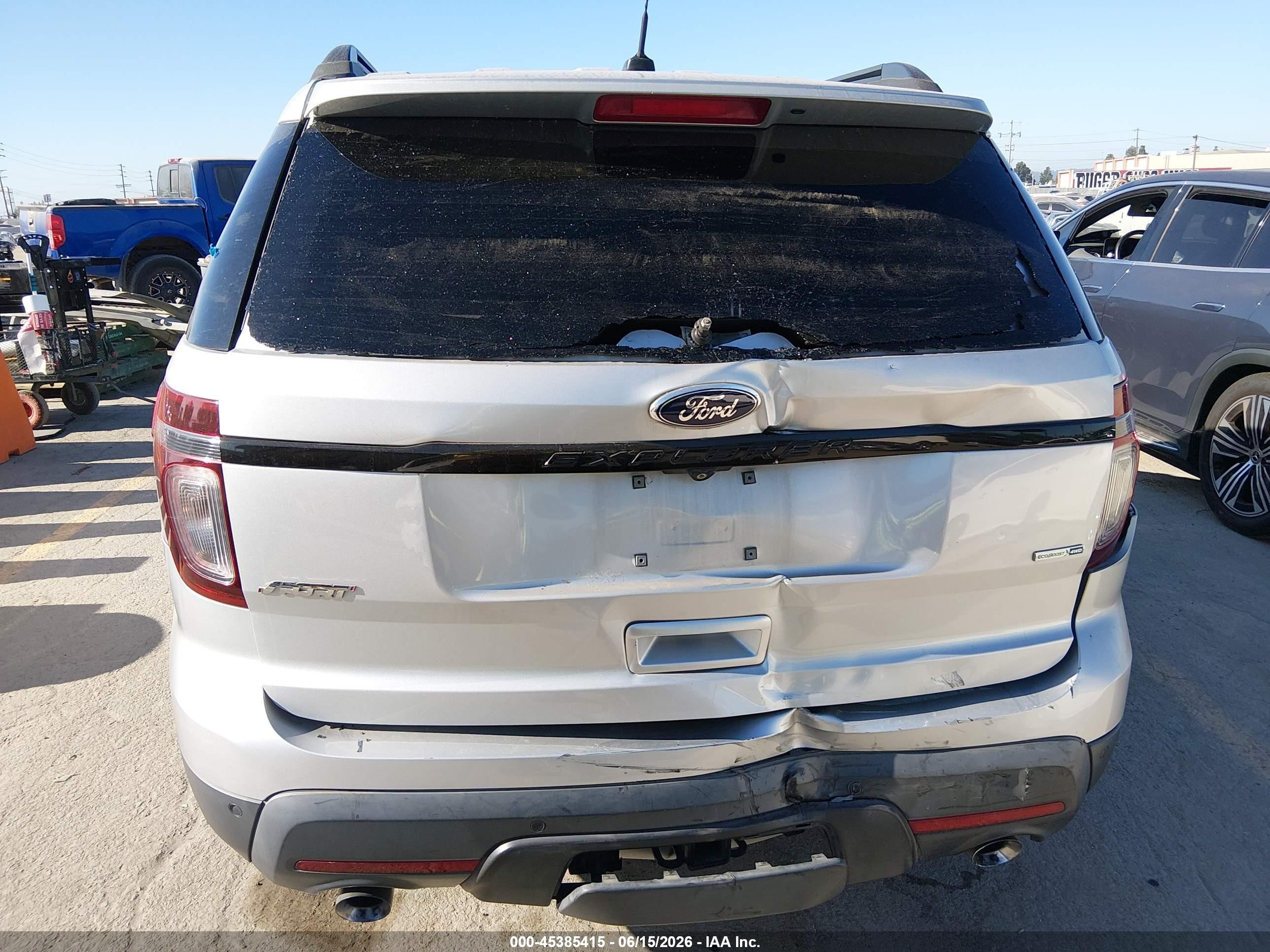 2015 Ford Explorer Sport Silver vin: 1FM5K8GT5FGA77330
