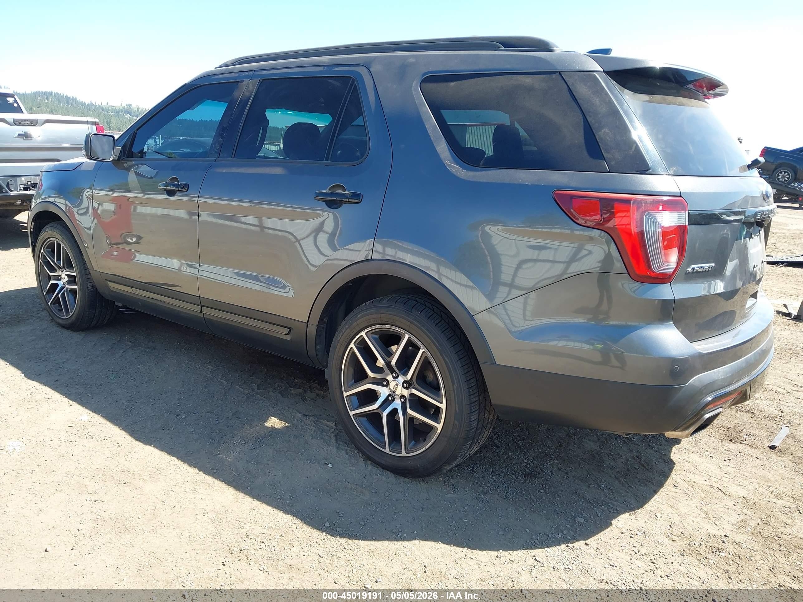 2016 Ford Explorer Sport Black vin: 1FM5K8GT5GGA85476