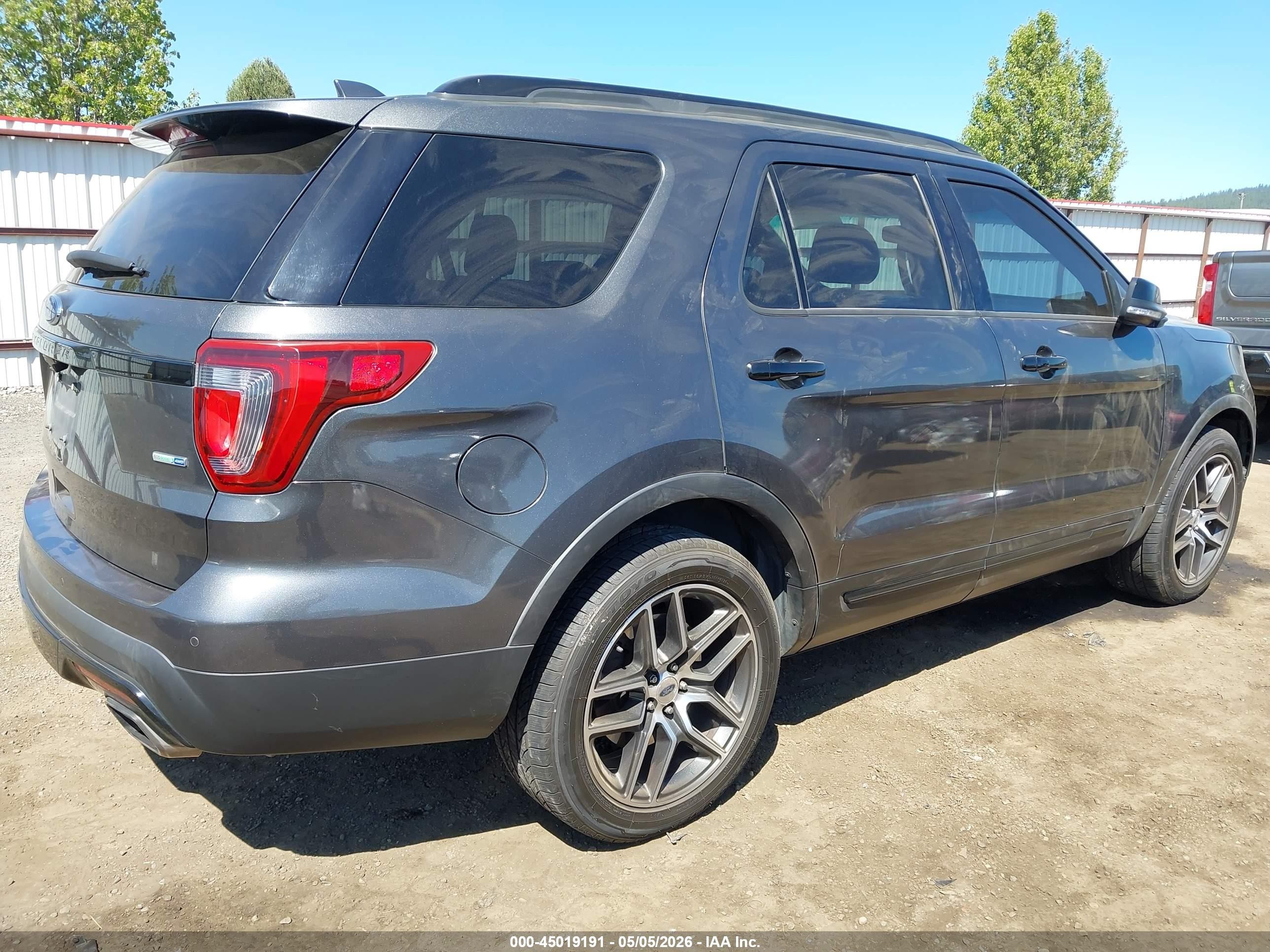 2016 Ford Explorer Sport Black vin: 1FM5K8GT5GGA85476